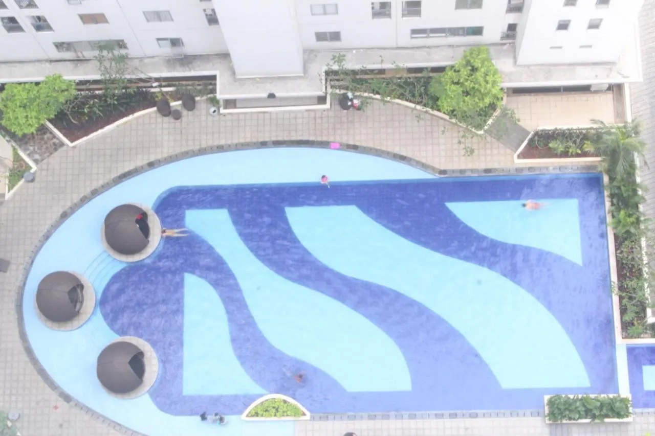 Channel Stay @ Bassura City Apartment