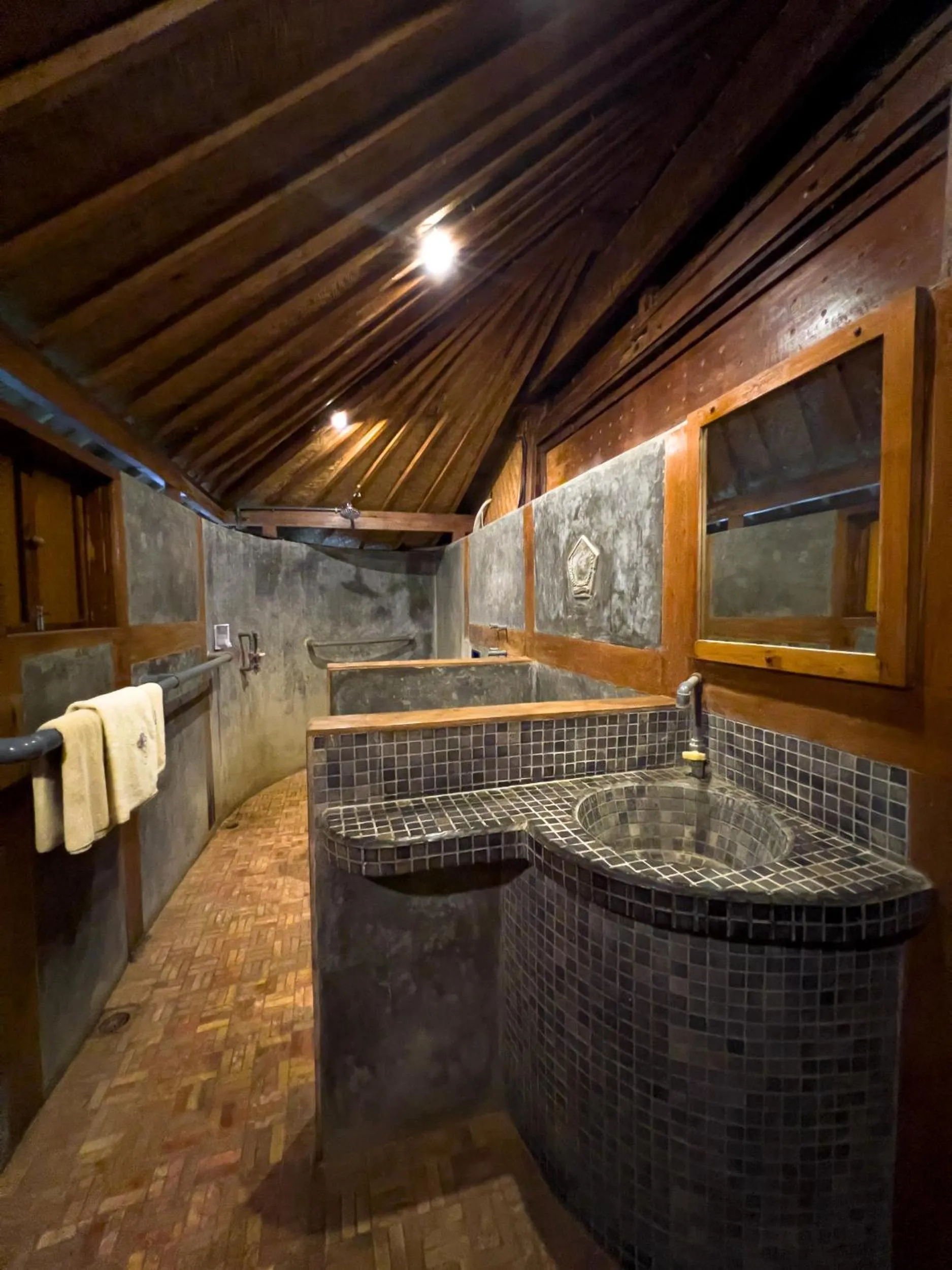 Bathroom in Pondok Pitaya Balian Hotel