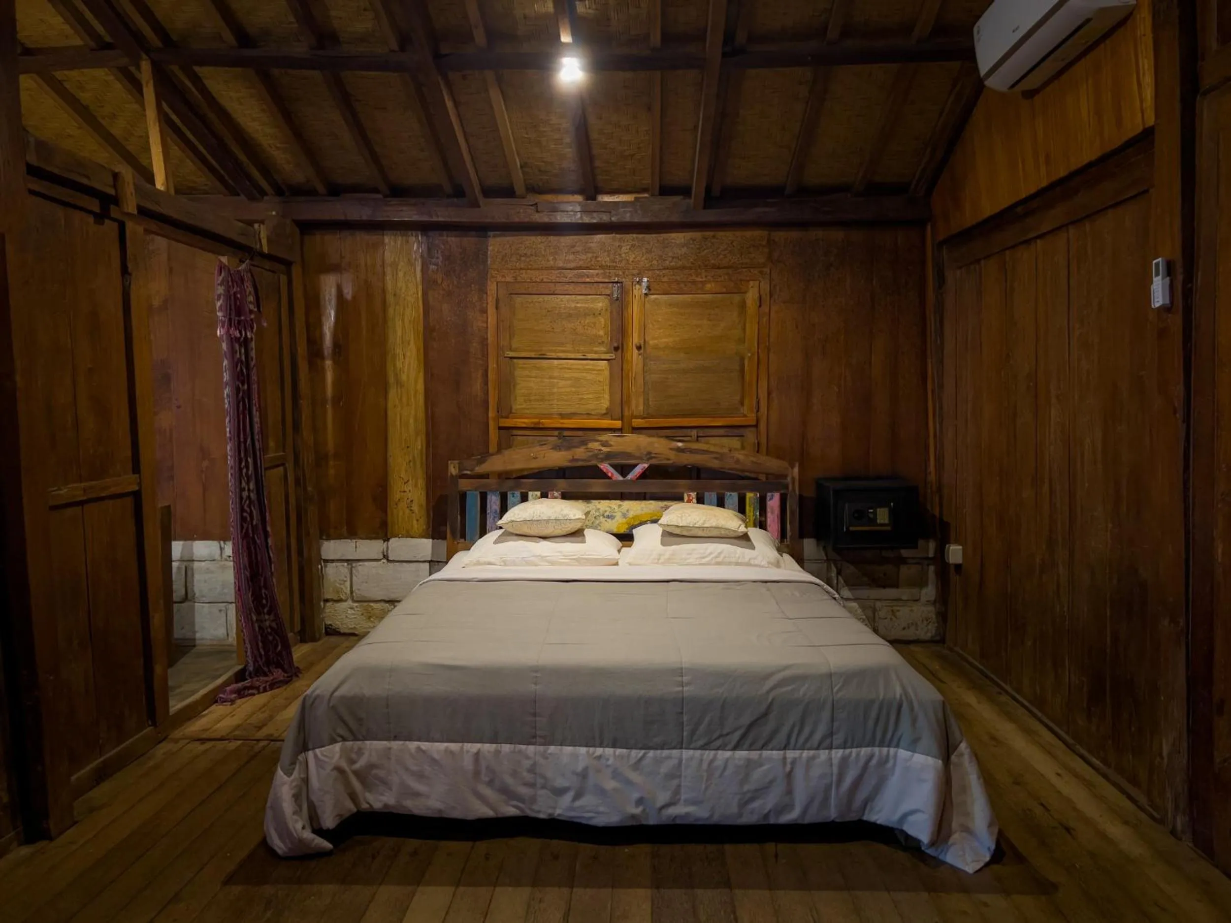 Bed in Pondok Pitaya Balian Hotel