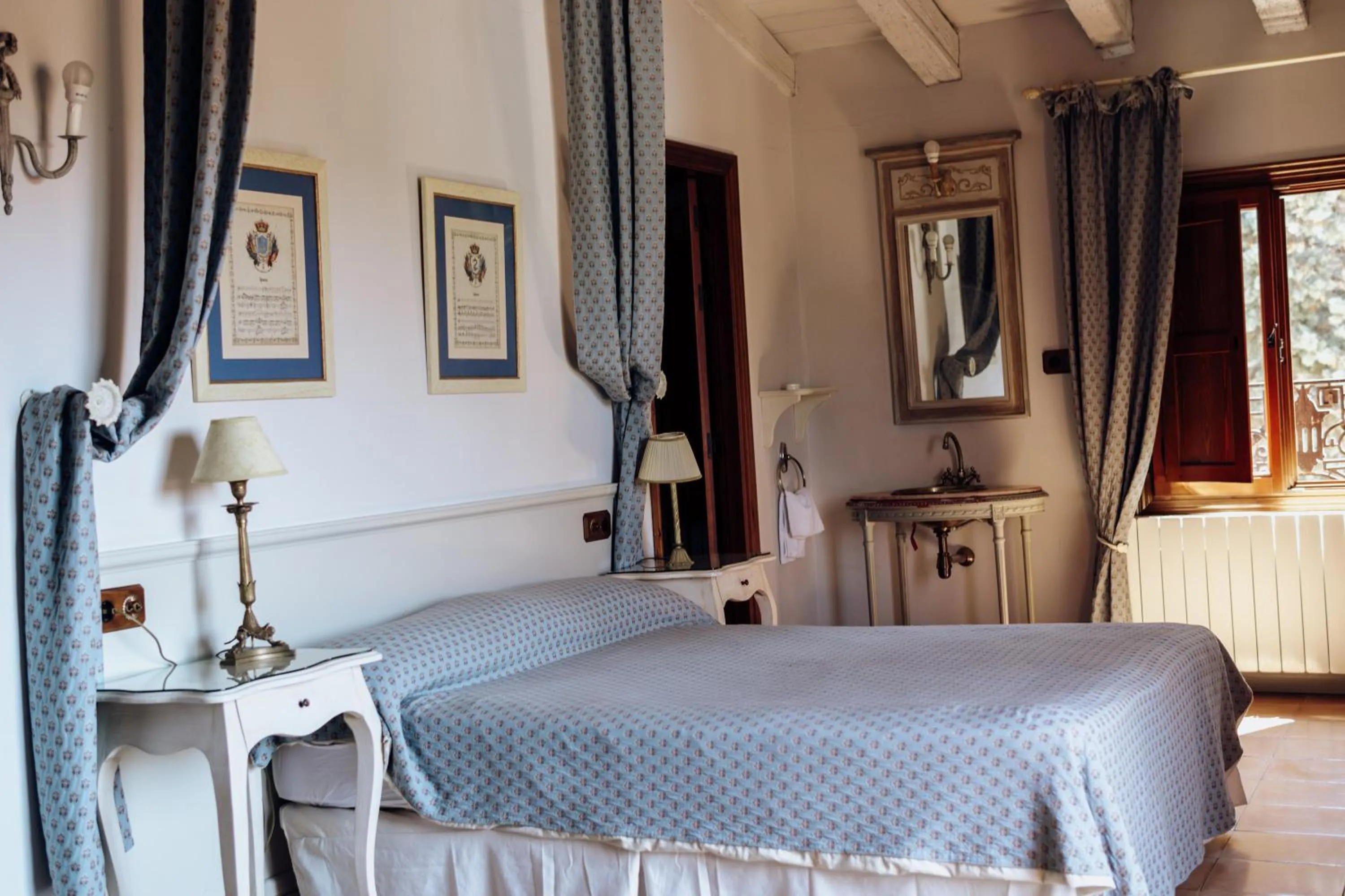 Bed in Rincón de Navarrete