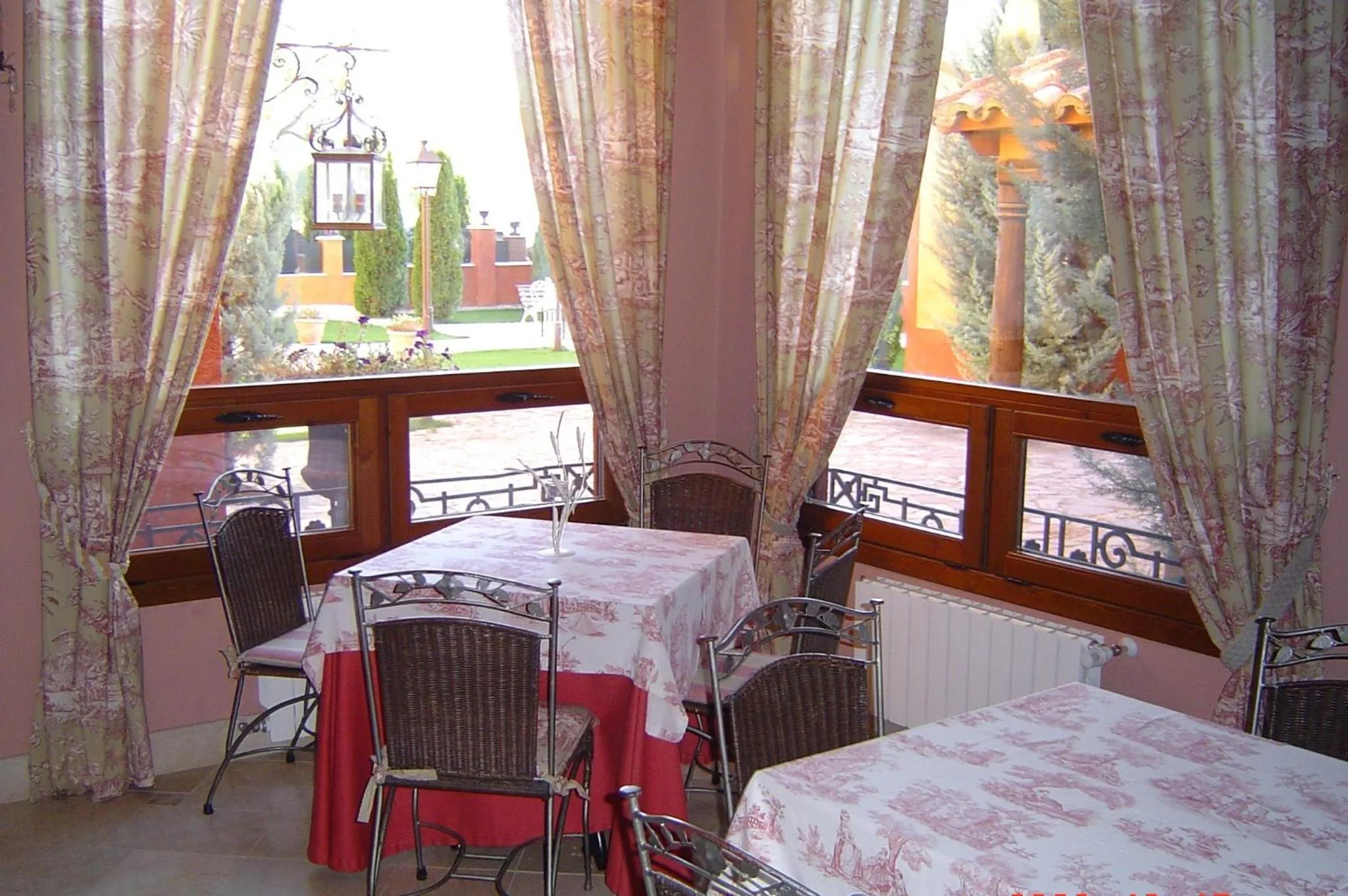 Restaurant/places to eat in Rincón de Navarrete