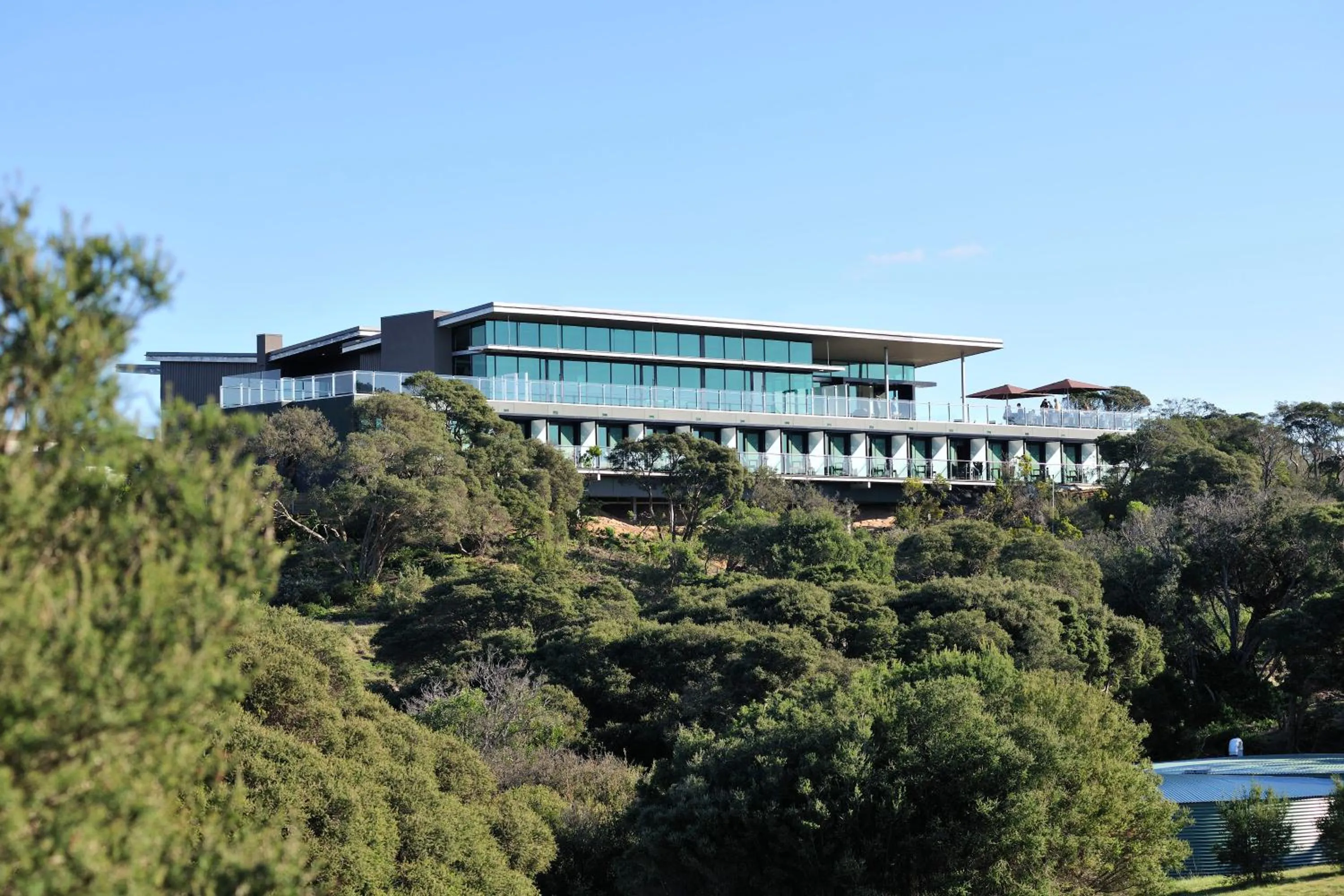Property building in Mercure Portsea & Portsea Golf Club