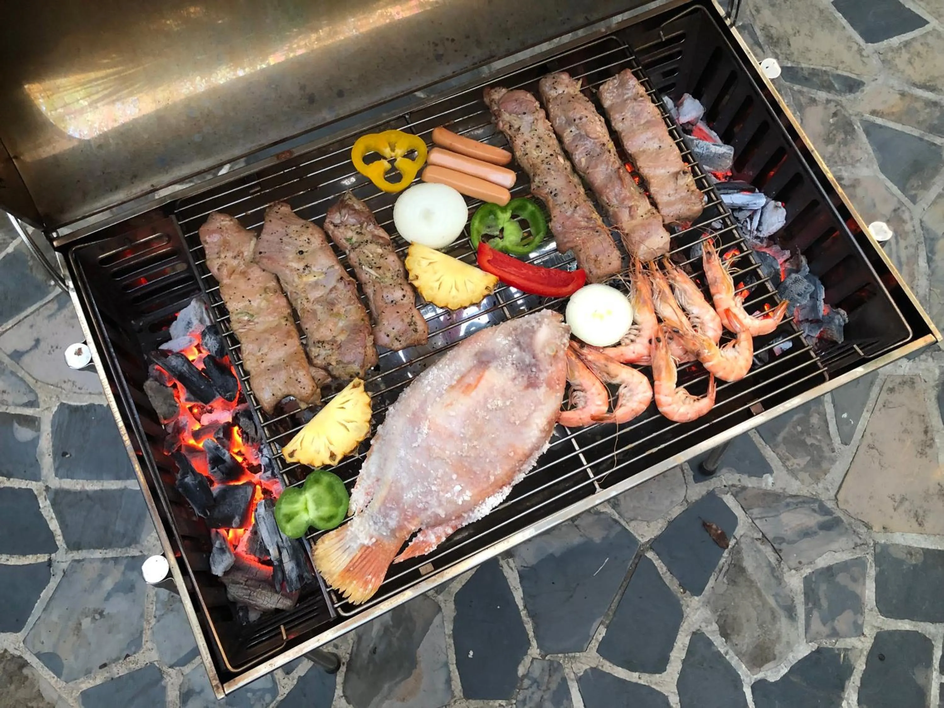 BBQ facilities in Naka Resort