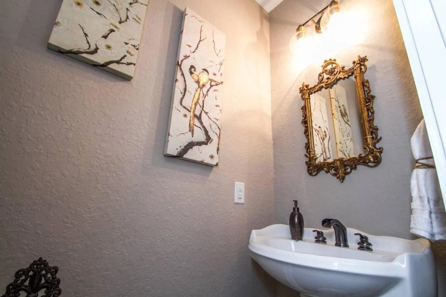 Bathroom in Wyoming St Restored Historic 2BR/1BA Downtown