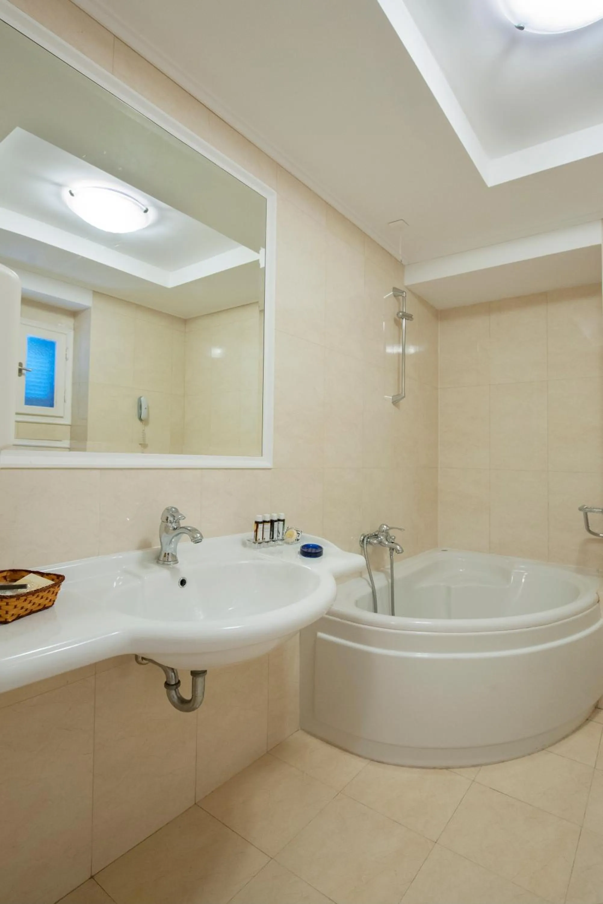 Bathroom in Alonissos Beach Bungalows And Suites Hotel