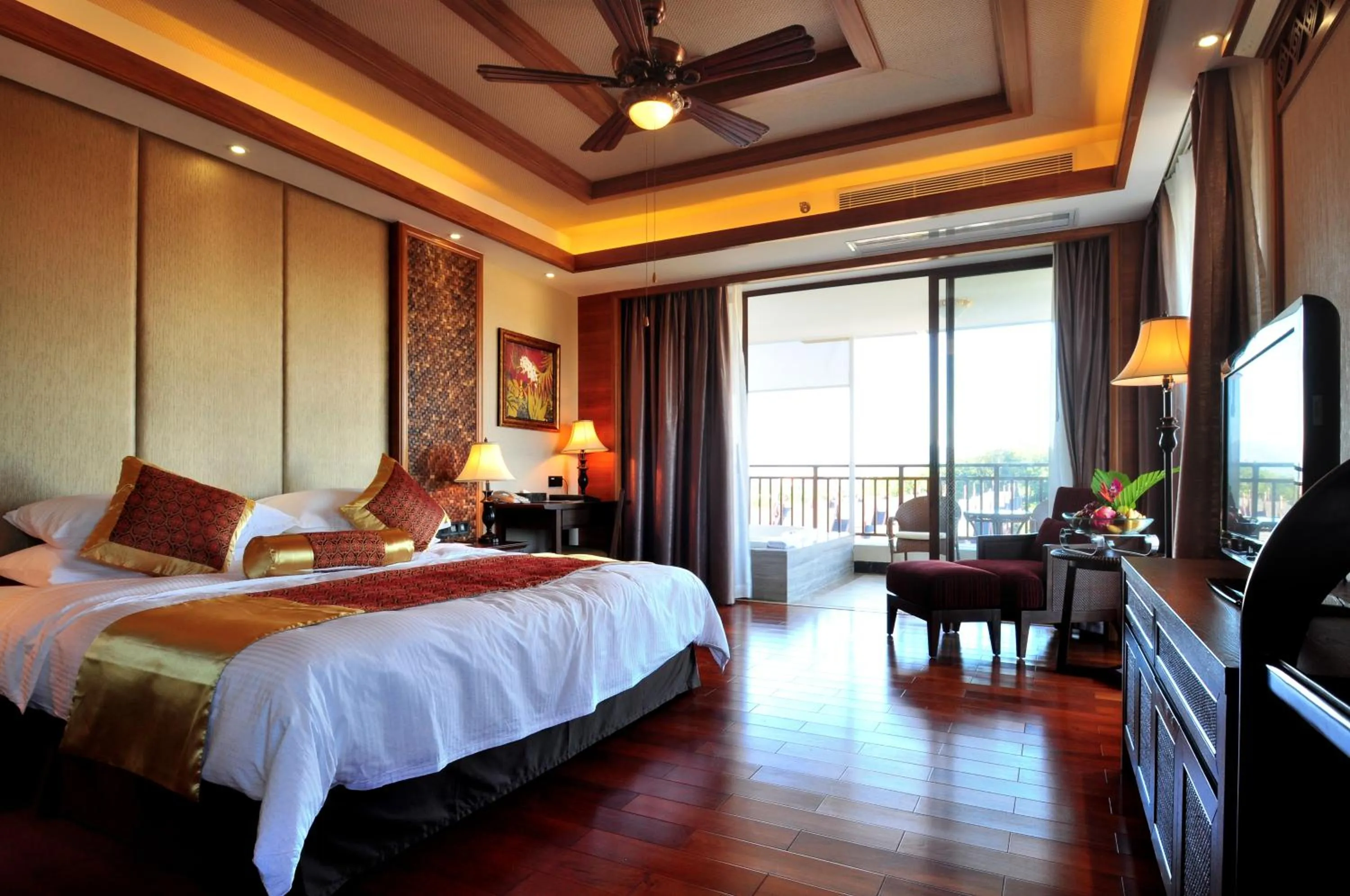 Seating area, Bed in ZhongAo Hotel Shimei Bay