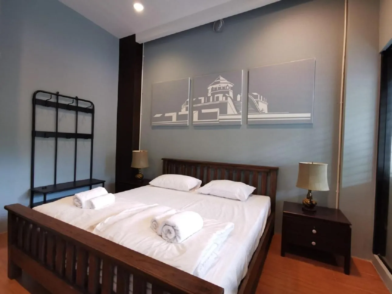 Bed in A Bangkok Journey