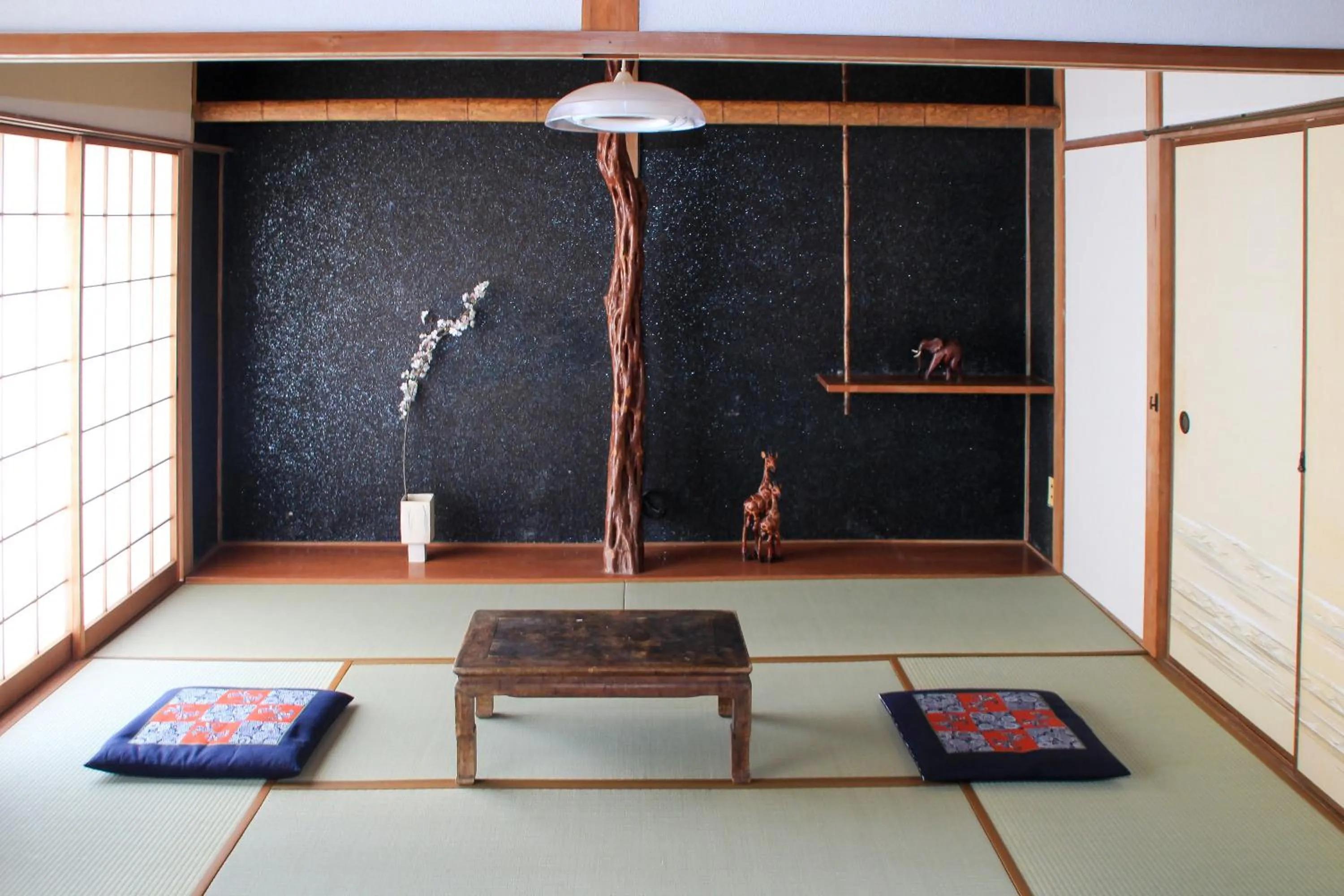 Photo of the whole room in Beppu Kannawa Onsen HIROMIYA