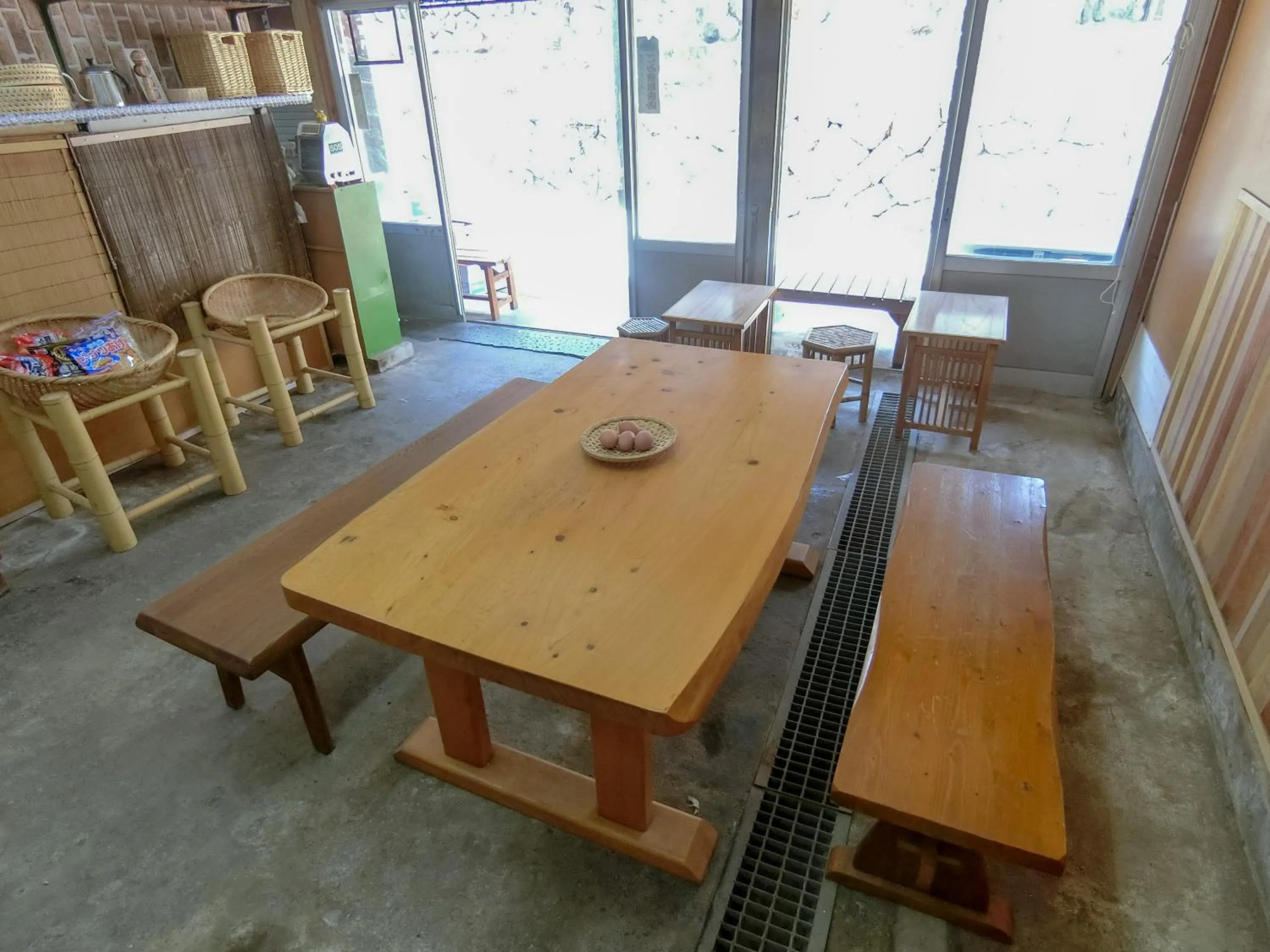 Seating area in Beppu Kannawa Onsen HIROMIYA