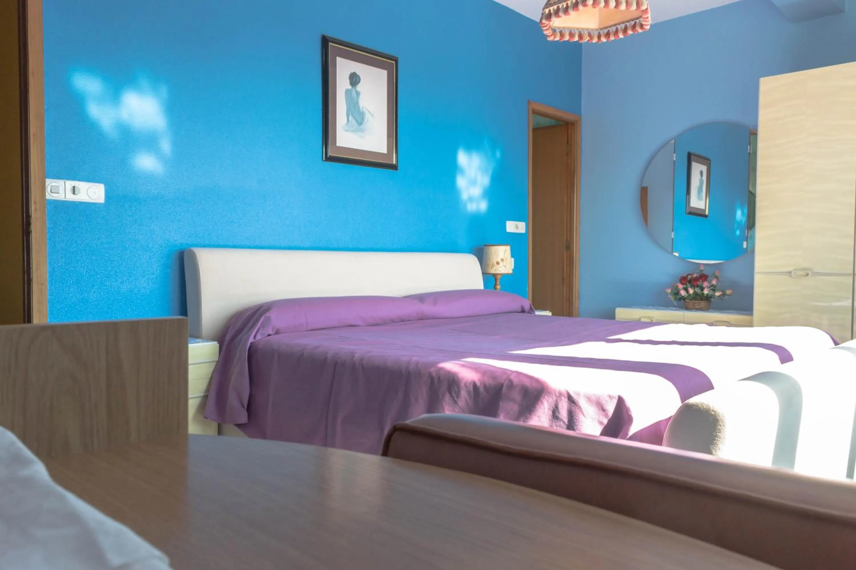 Photo of the whole room in Hotel Galicia