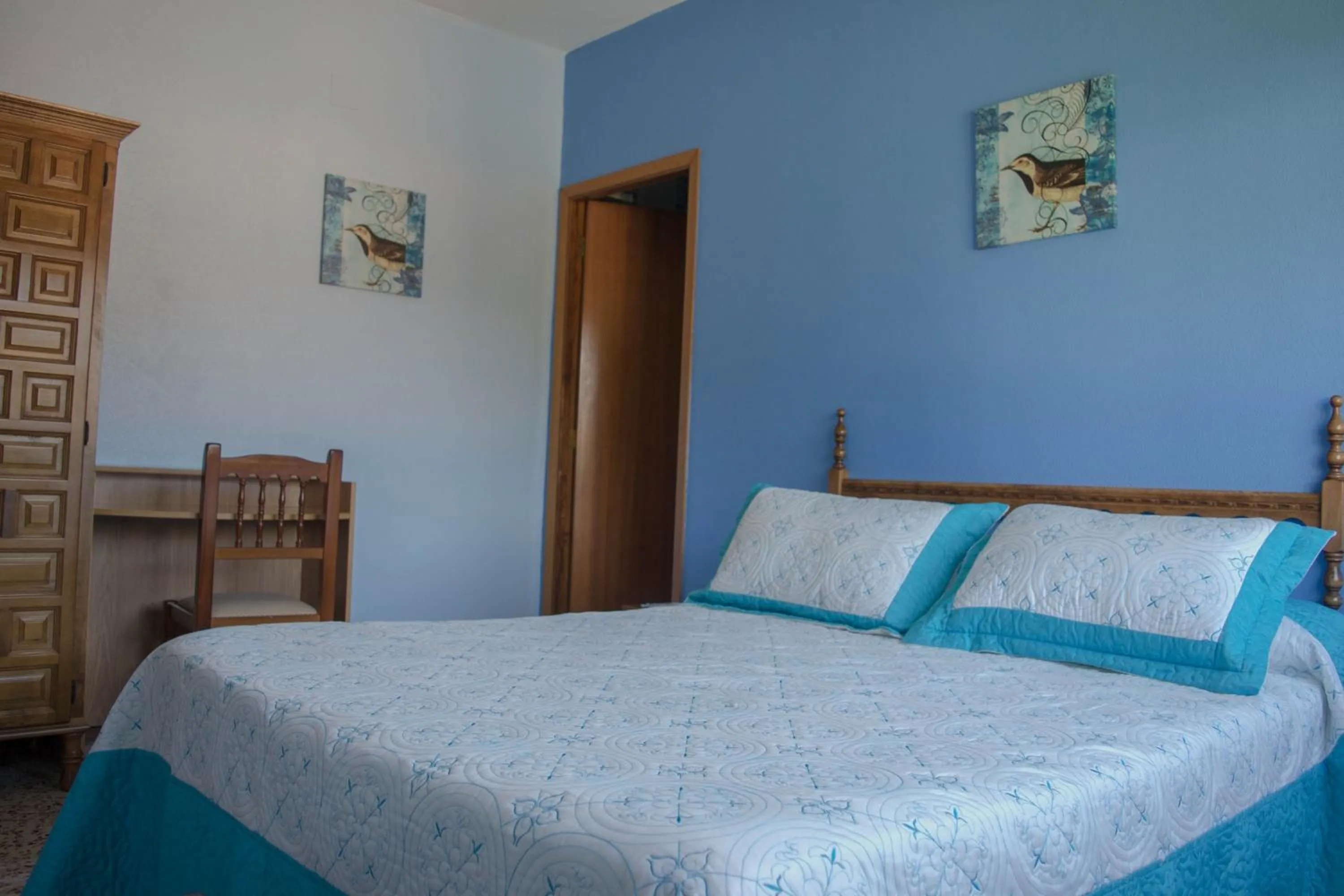 Photo of the whole room in Hotel Galicia