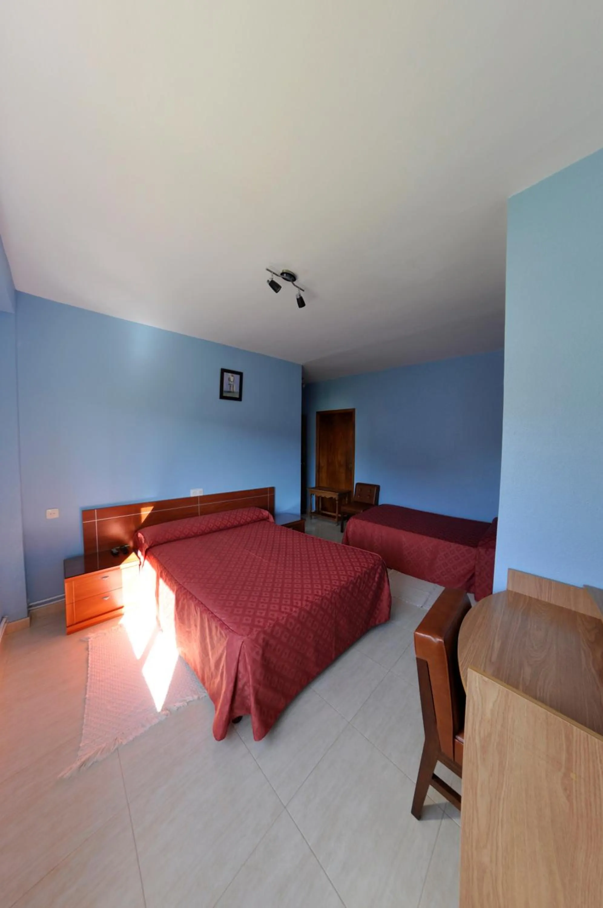 Photo of the whole room in Hotel Galicia