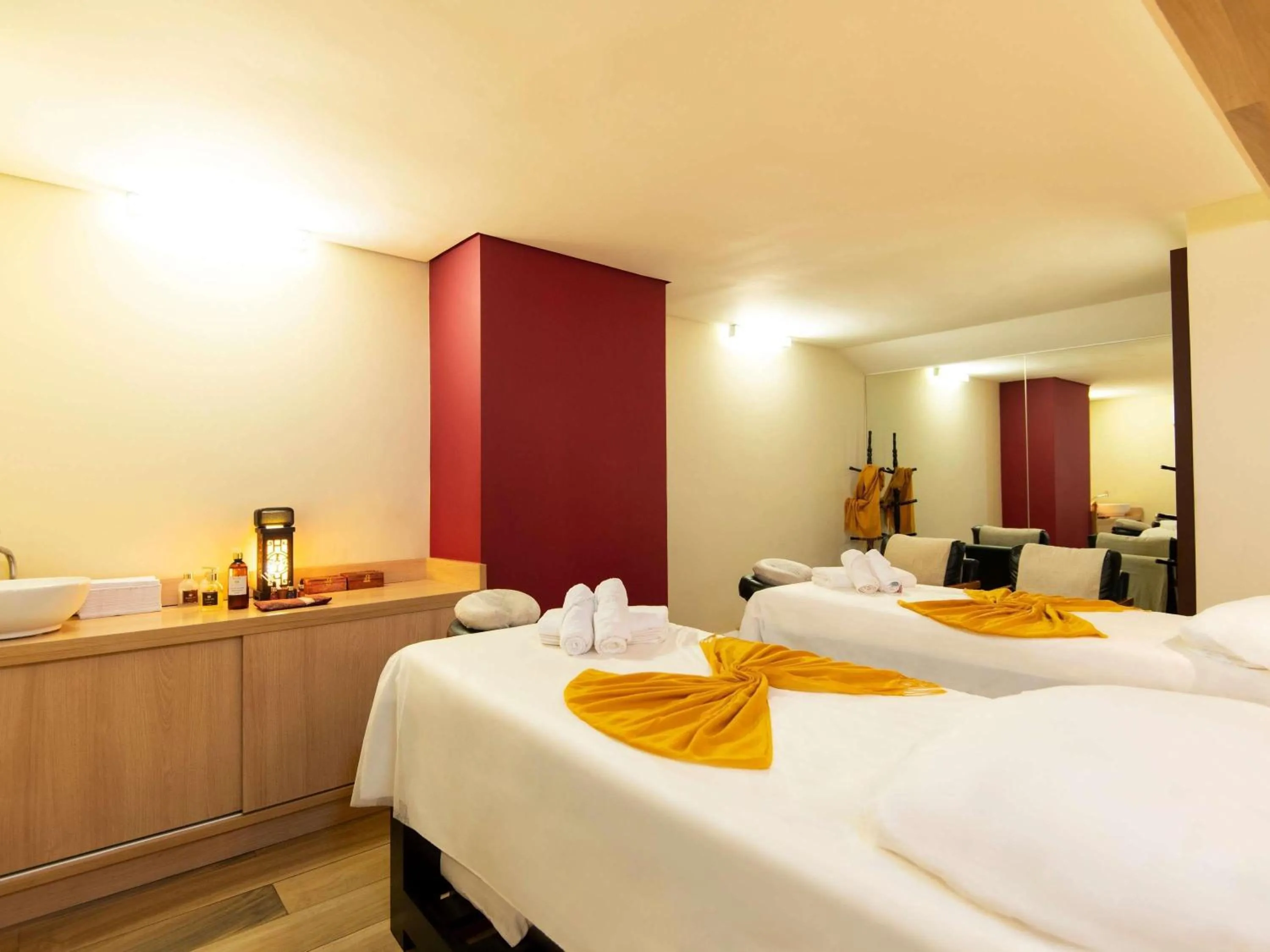 Spa and wellness centre/facilities, Bed in Pullman Sao Paulo Vila Olimpia