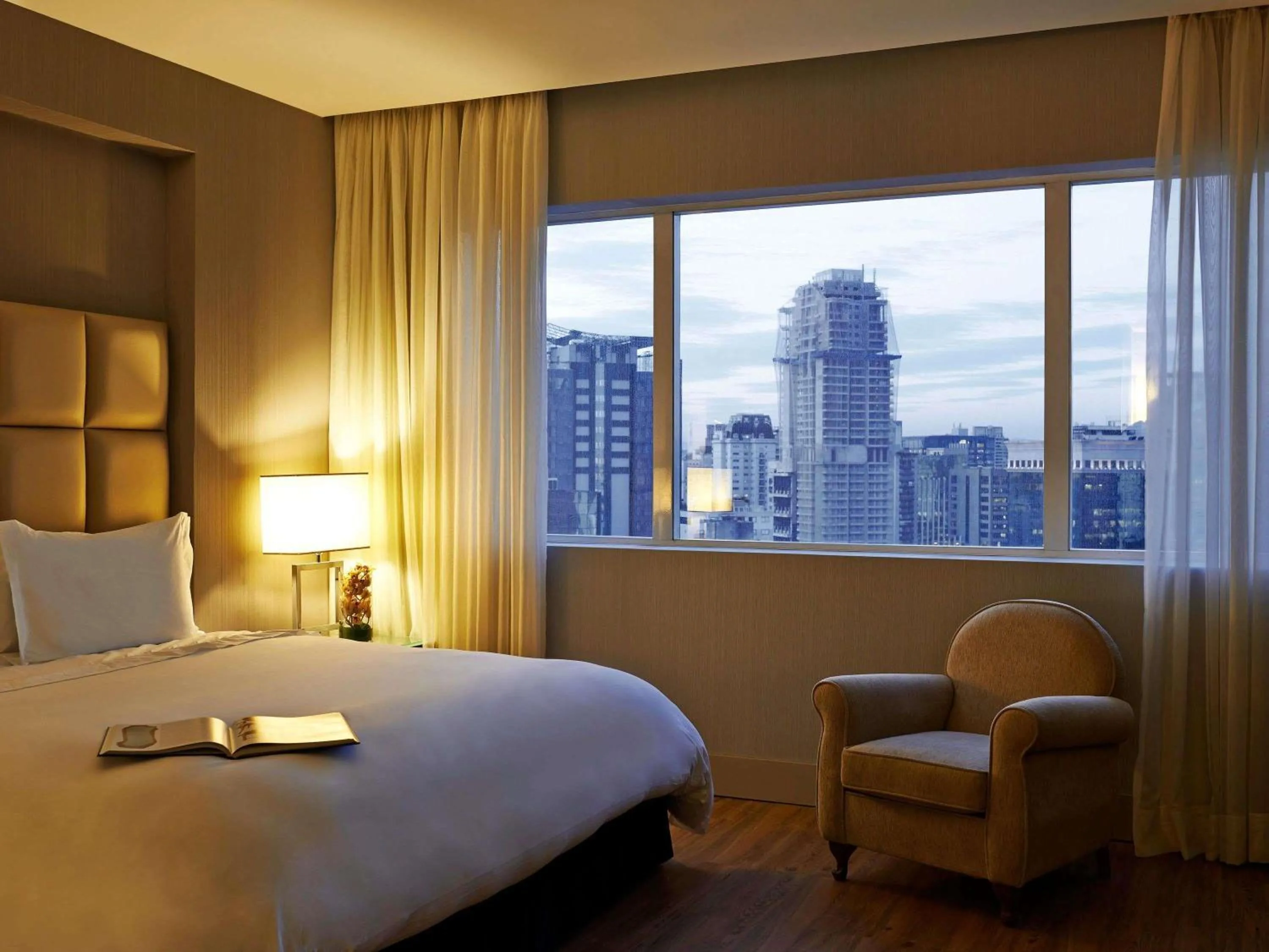 Photo of the whole room, Bed in Pullman Sao Paulo Vila Olimpia