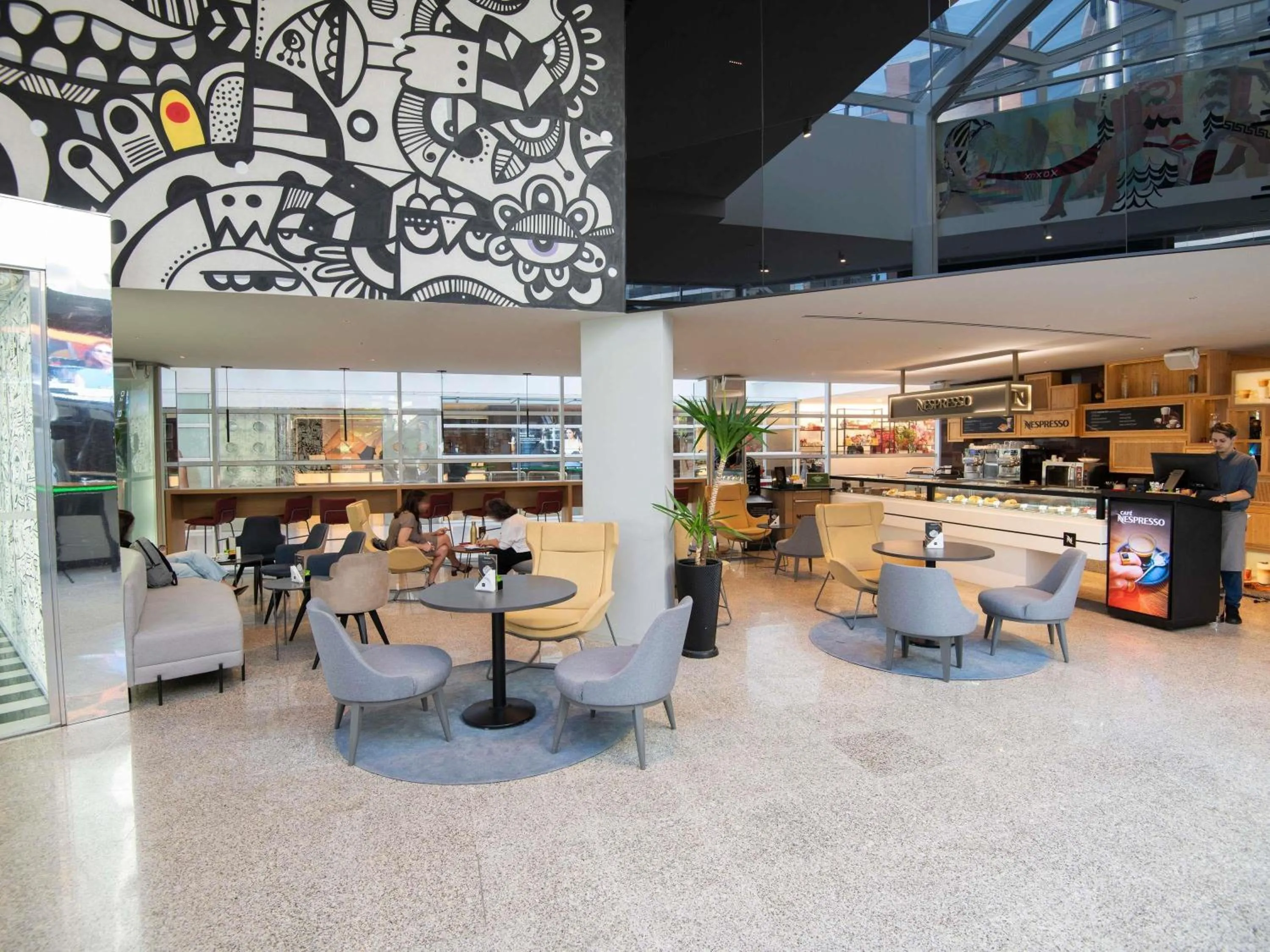 Property building in Pullman Sao Paulo Vila Olimpia