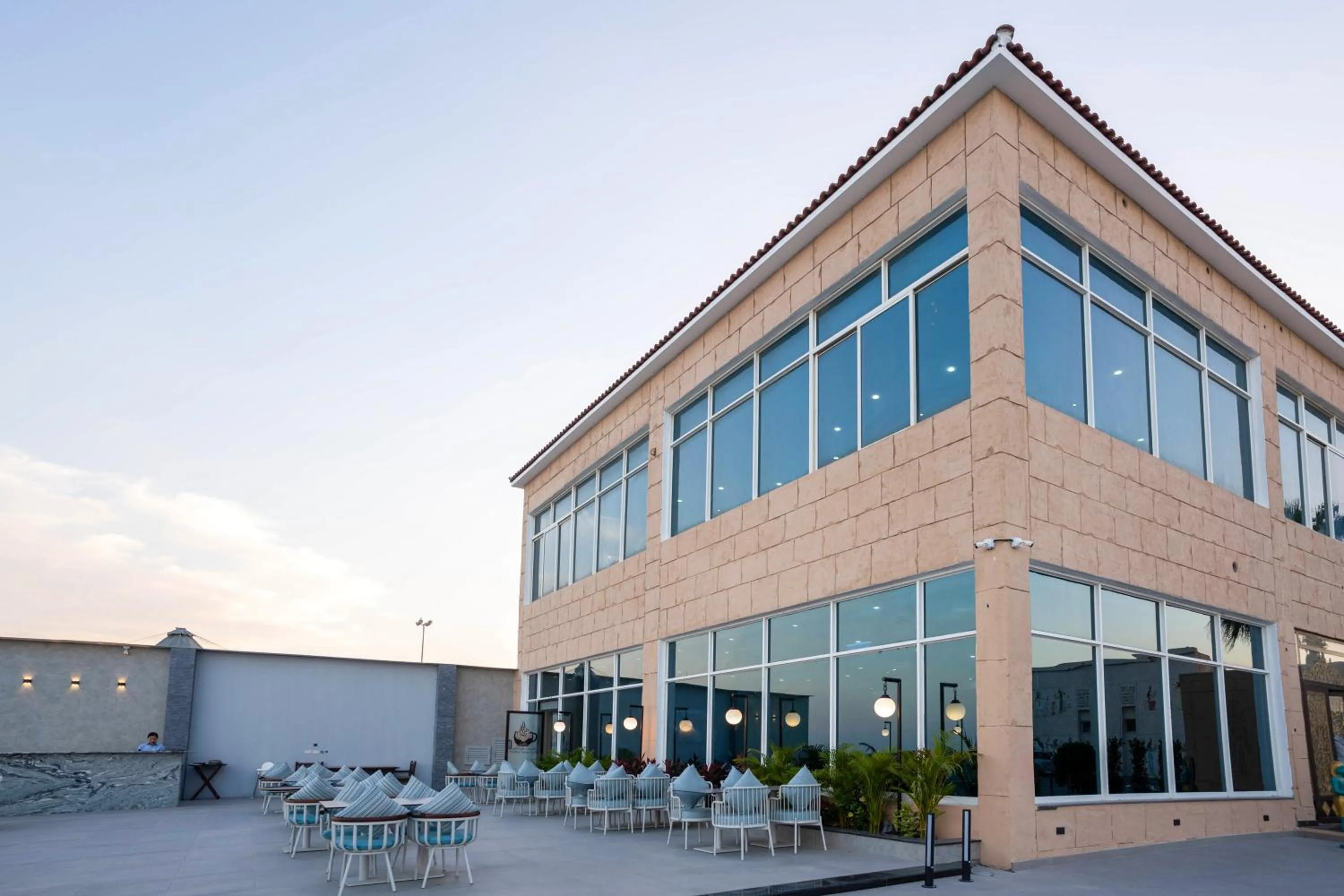 Restaurant/places to eat in Palma Beach Resort & Spa