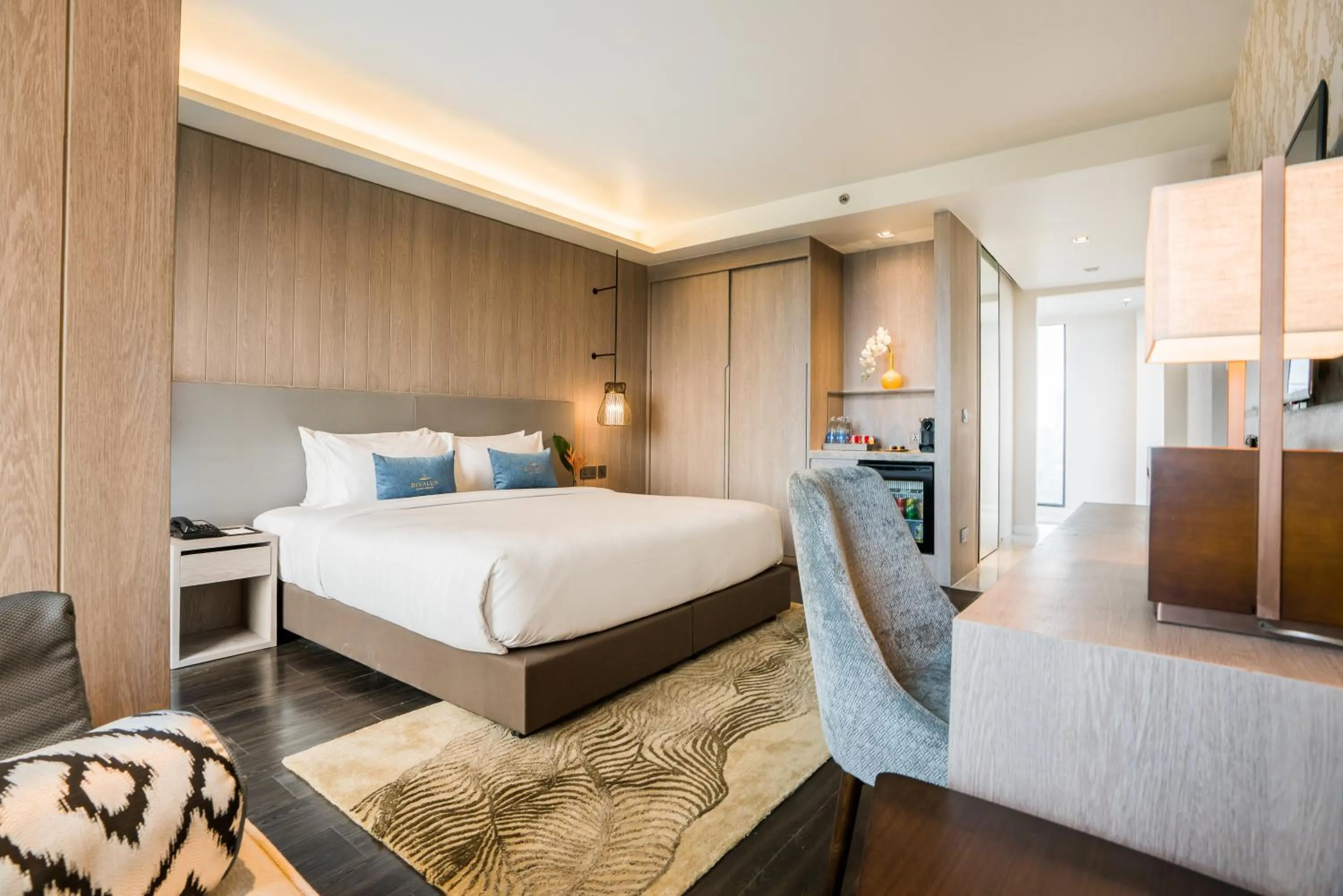 Property building, Bed in Divalux Resort & Spa Bangkok, Suvarnabhumi Airport-Free Shuttle