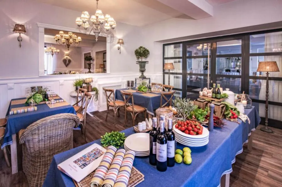 Restaurant/places to eat in Hotel NORD