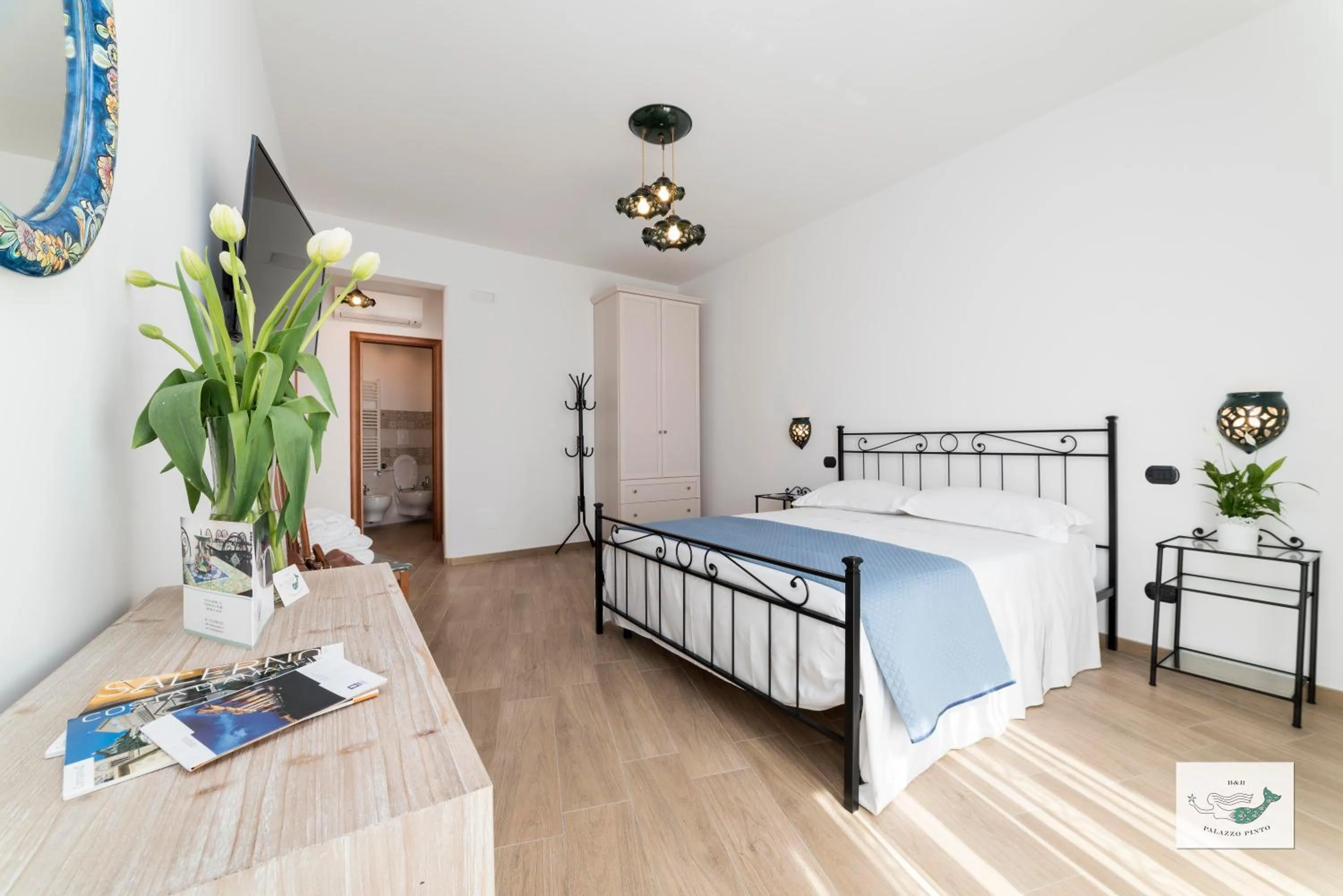 Photo of the whole room, Bed in B&B Palazzo Pinto 2