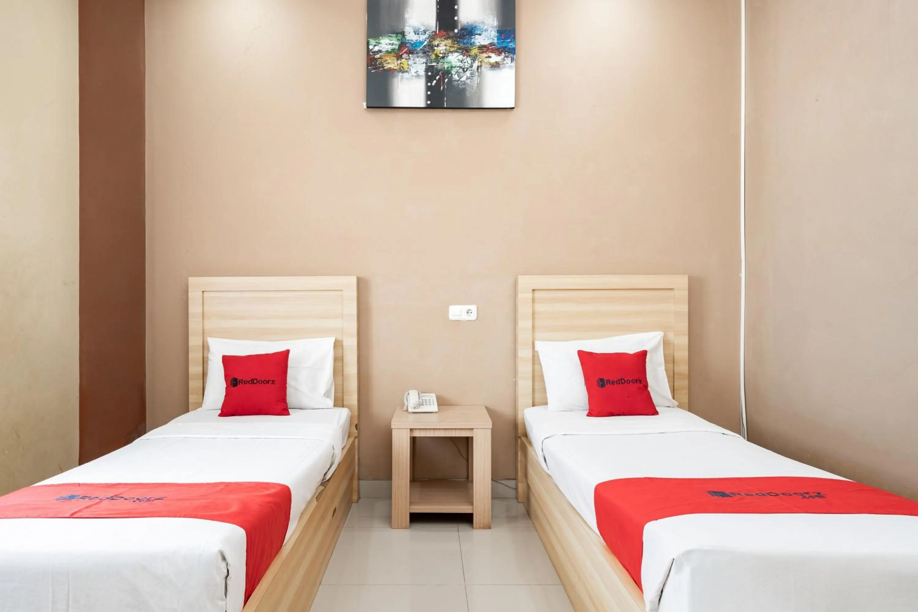 Bedroom, Bed in RedDoorz near Islamic Center Samarinda