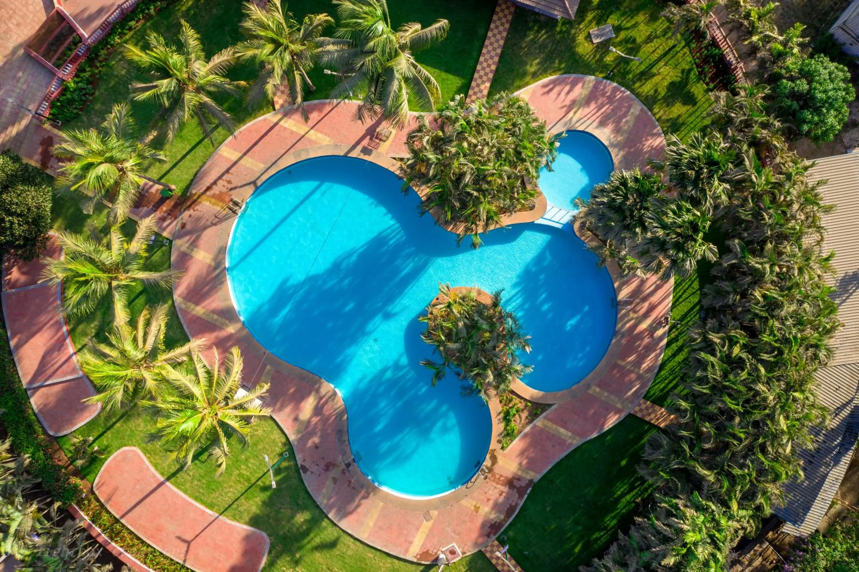 Swimming pool in Visava Amusement Park & Resort Navi Mumbai