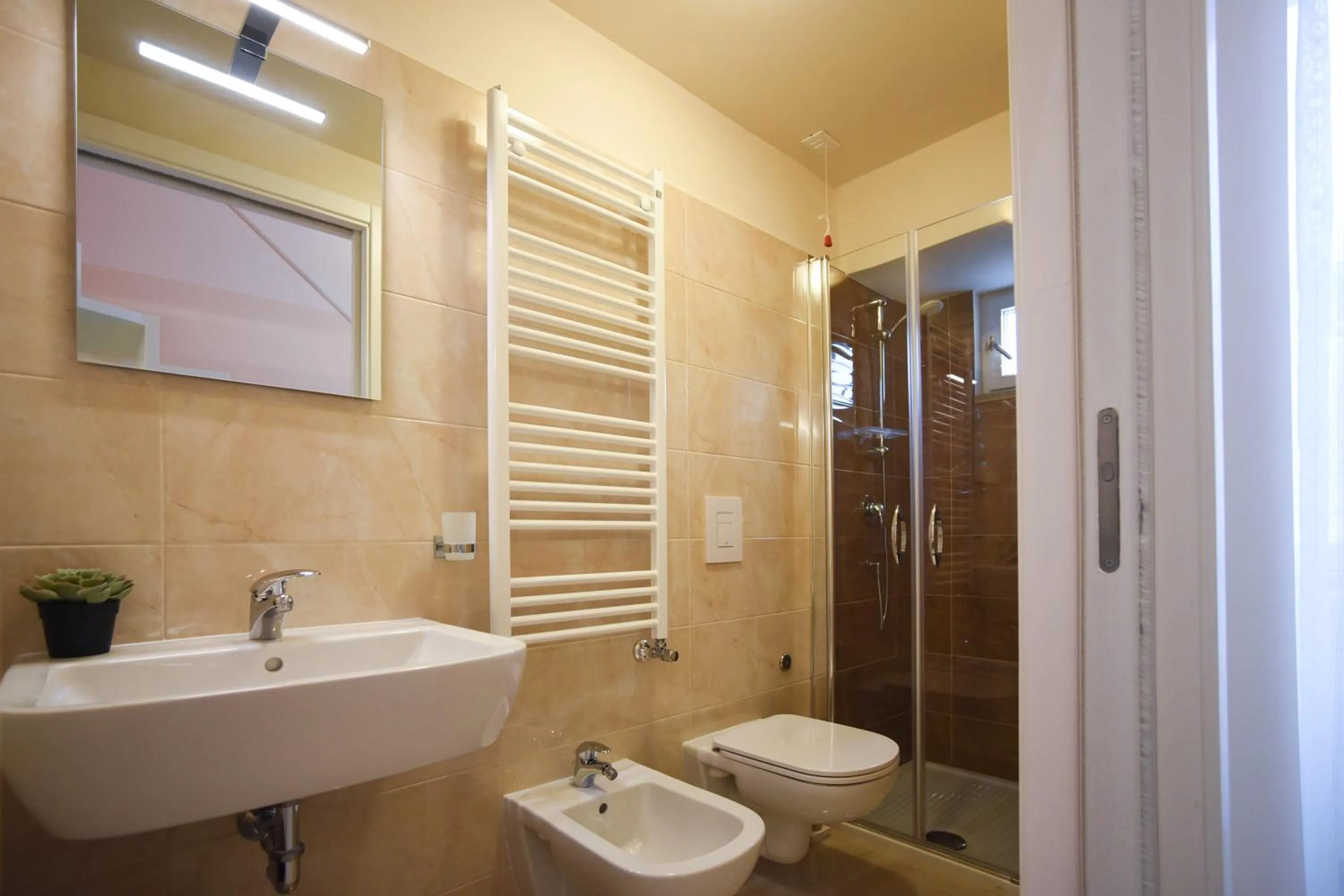 Shower in KAPSOTT B&B