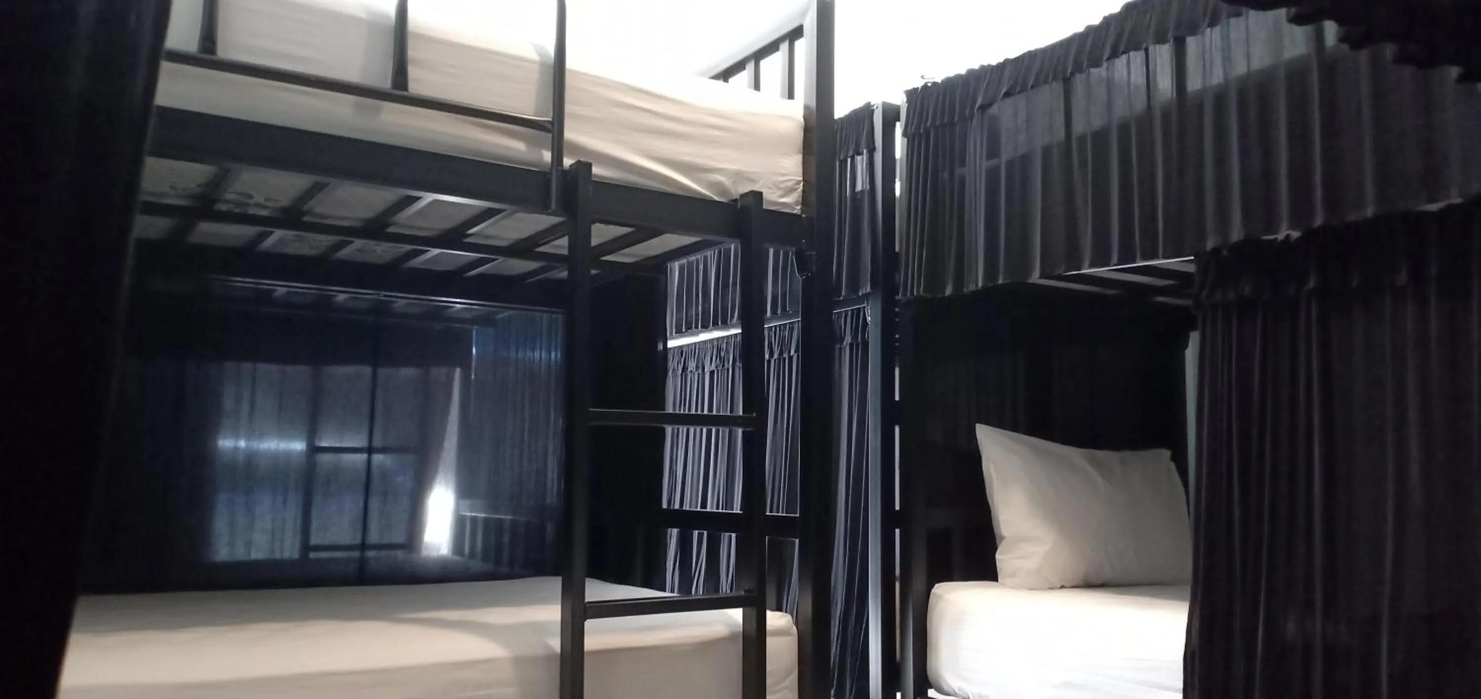 Bed in Chaweng best hotel and hostel samui