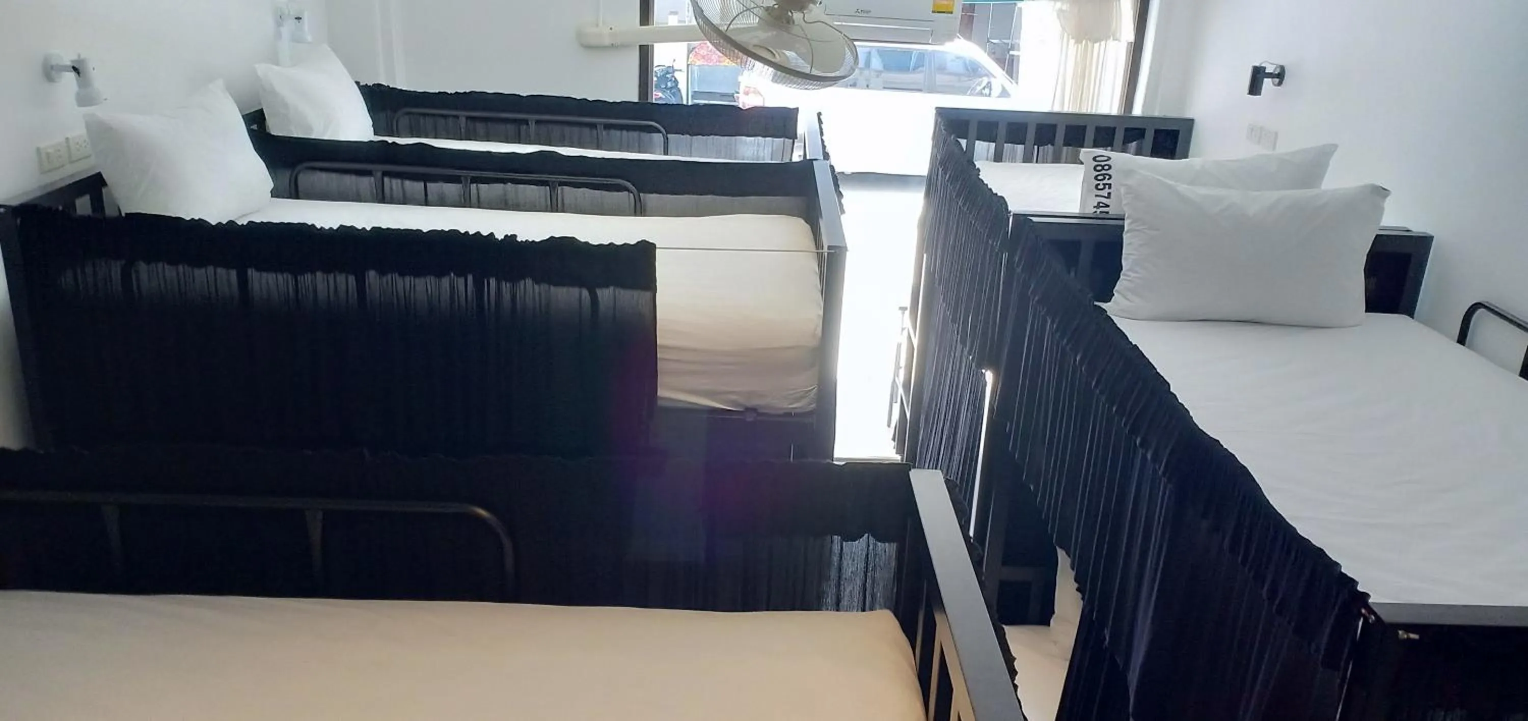 Chaweng best hotel and hostel samui