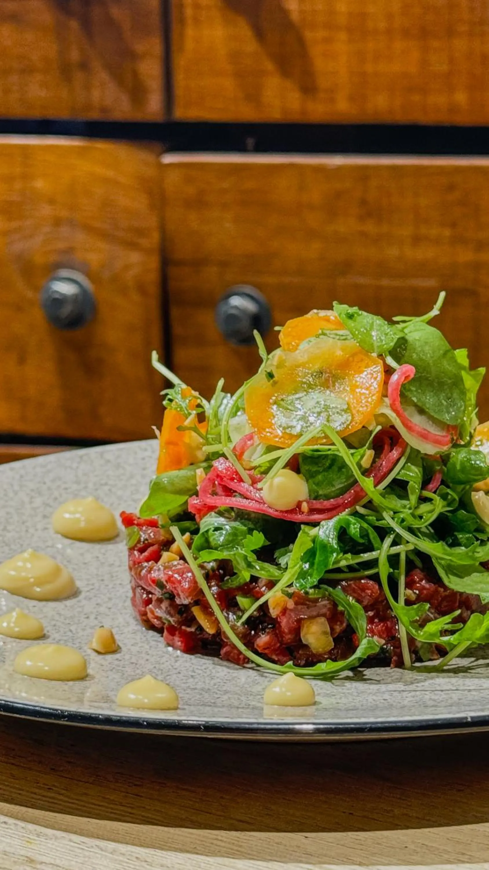 Restaurant/places to eat in La Maison Verneuil