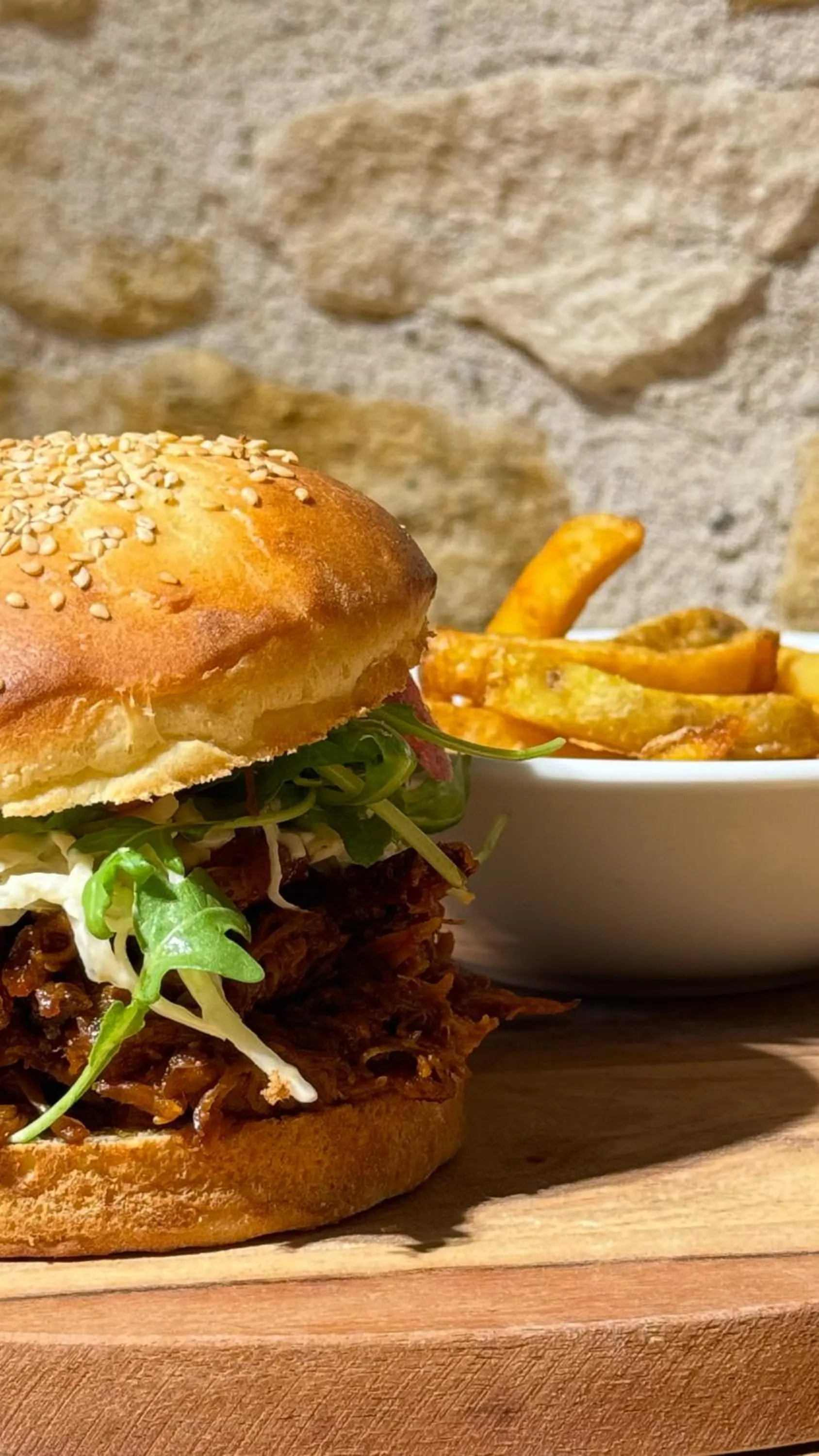 Restaurant/places to eat in La Maison Verneuil