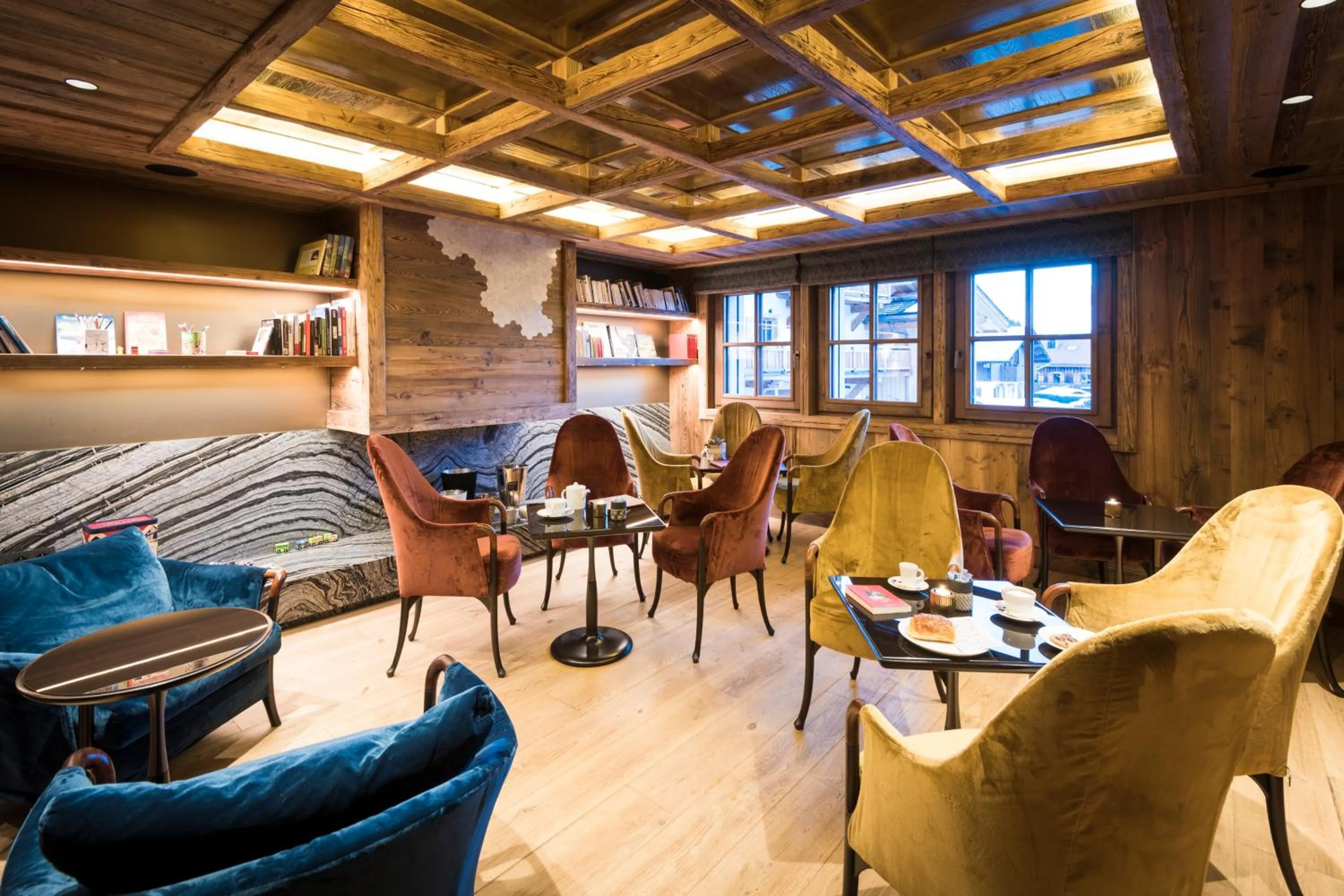 Lounge or bar in Armancette - The Leading Hotels of the World