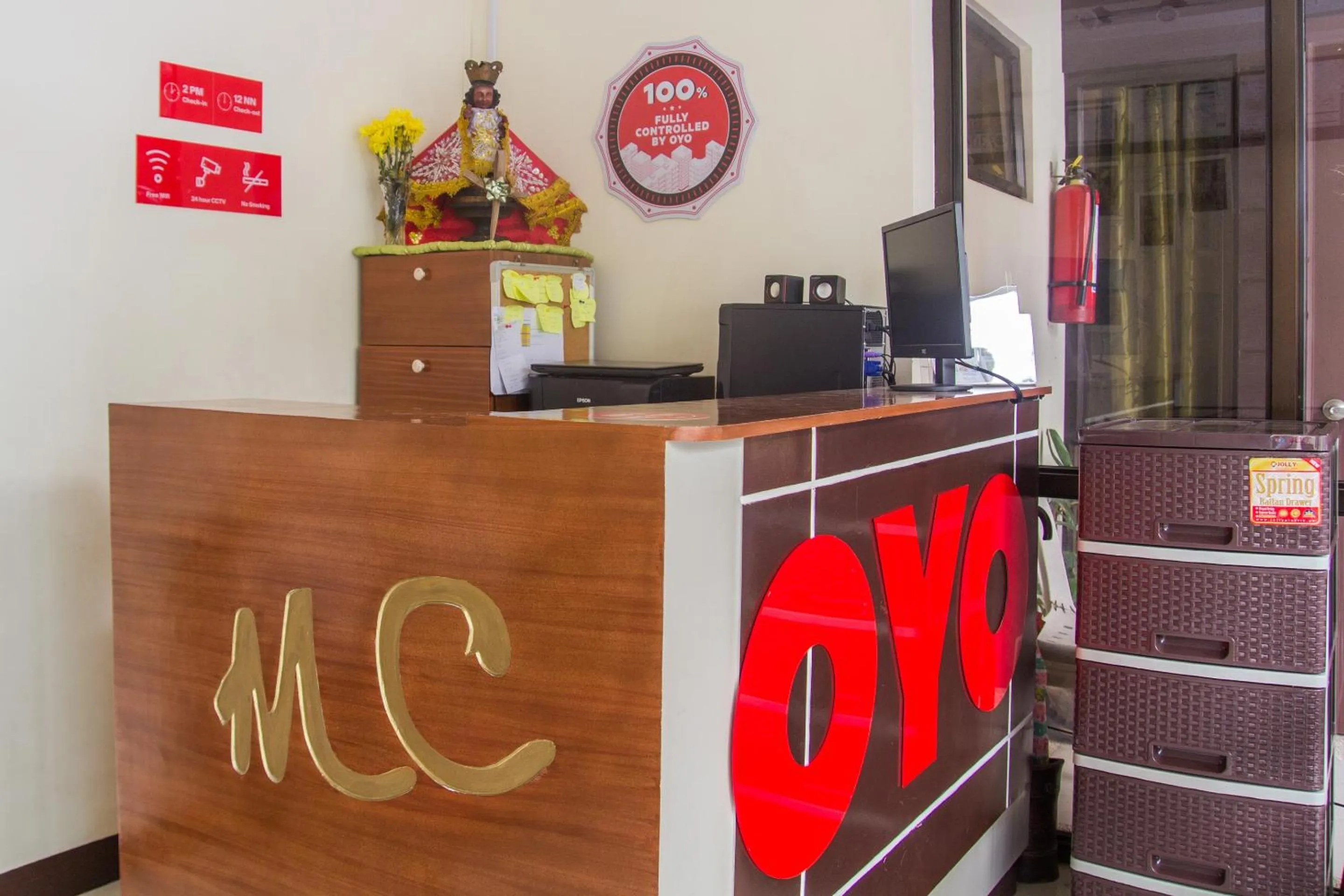 Lobby or reception in OYO 153 Espacio de Clarita Hometel