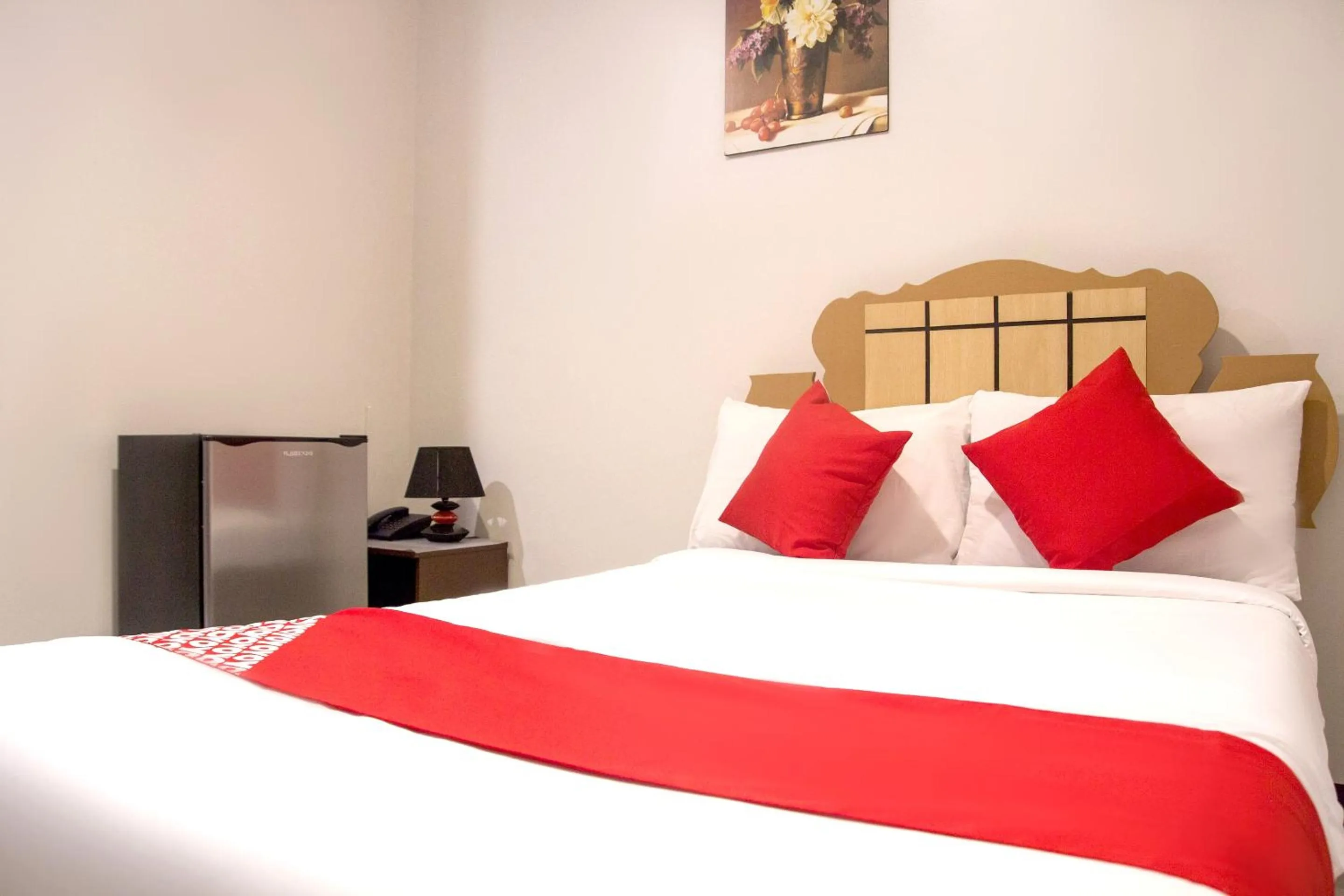 Bedroom in OYO 153 Espacio de Clarita Hometel