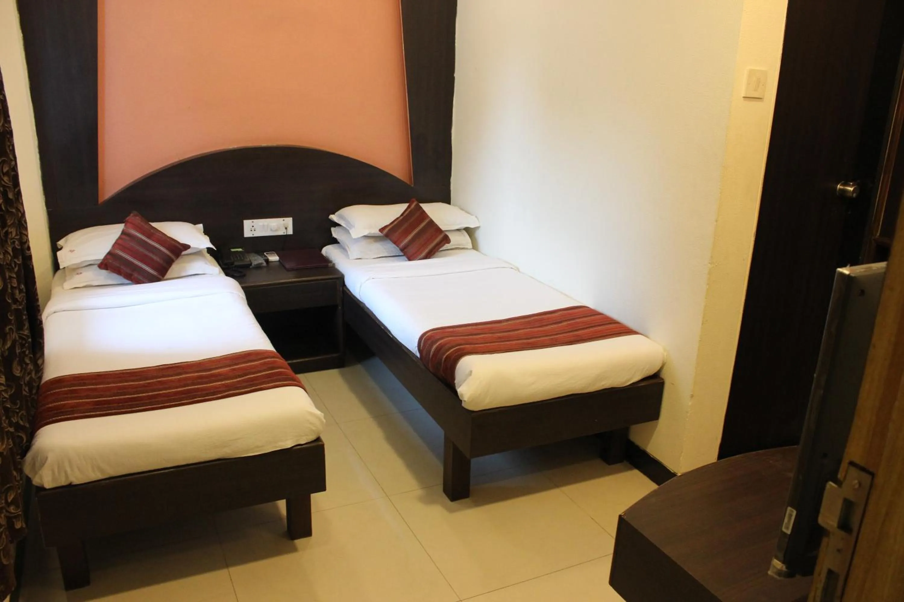 Photo of the whole room, Bed in Hotel Fortune