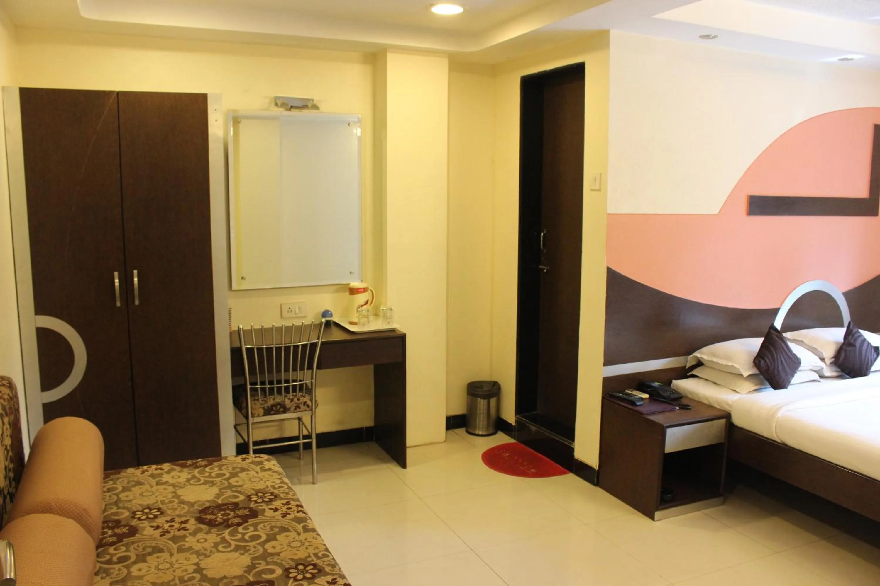 Photo of the whole room, Bed in Hotel Fortune