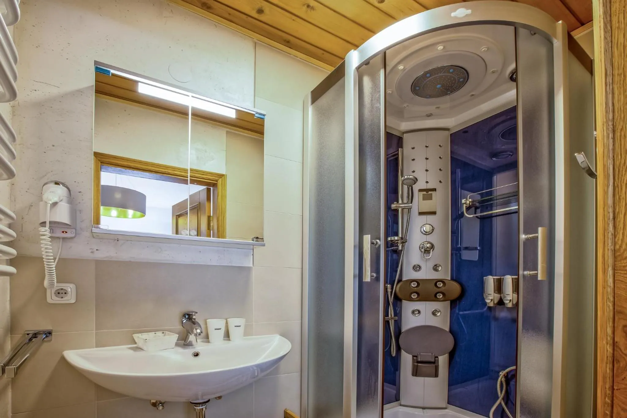 Bathroom in Gasthaus Auwirt