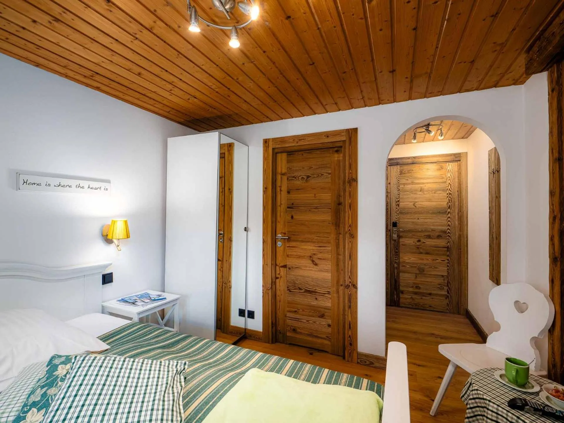 Bed in Gasthaus Auwirt