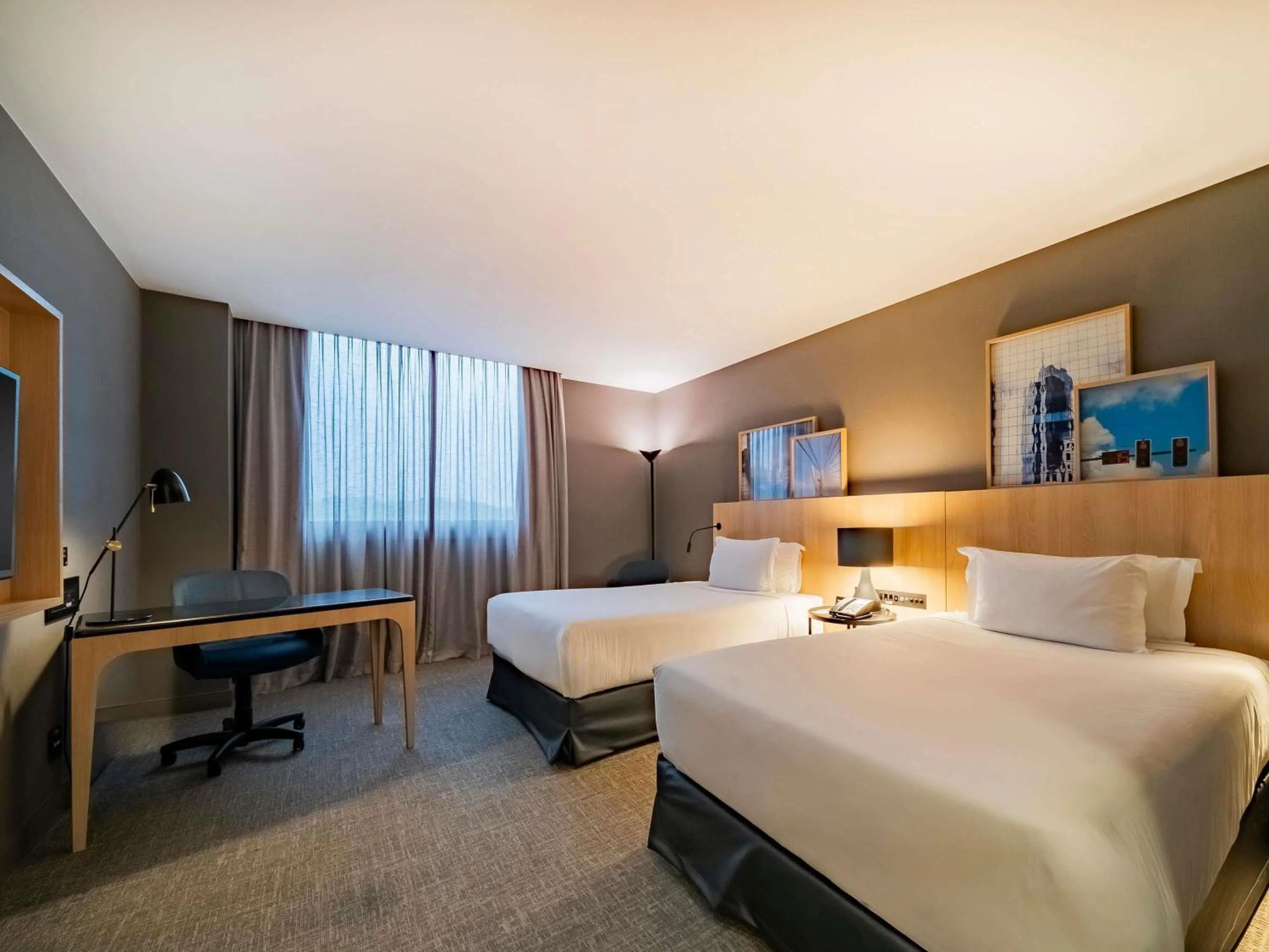 Deluxe Room with Two Twin Beds - single occupancy in Pullman Sao Paulo Guarulhos Airport