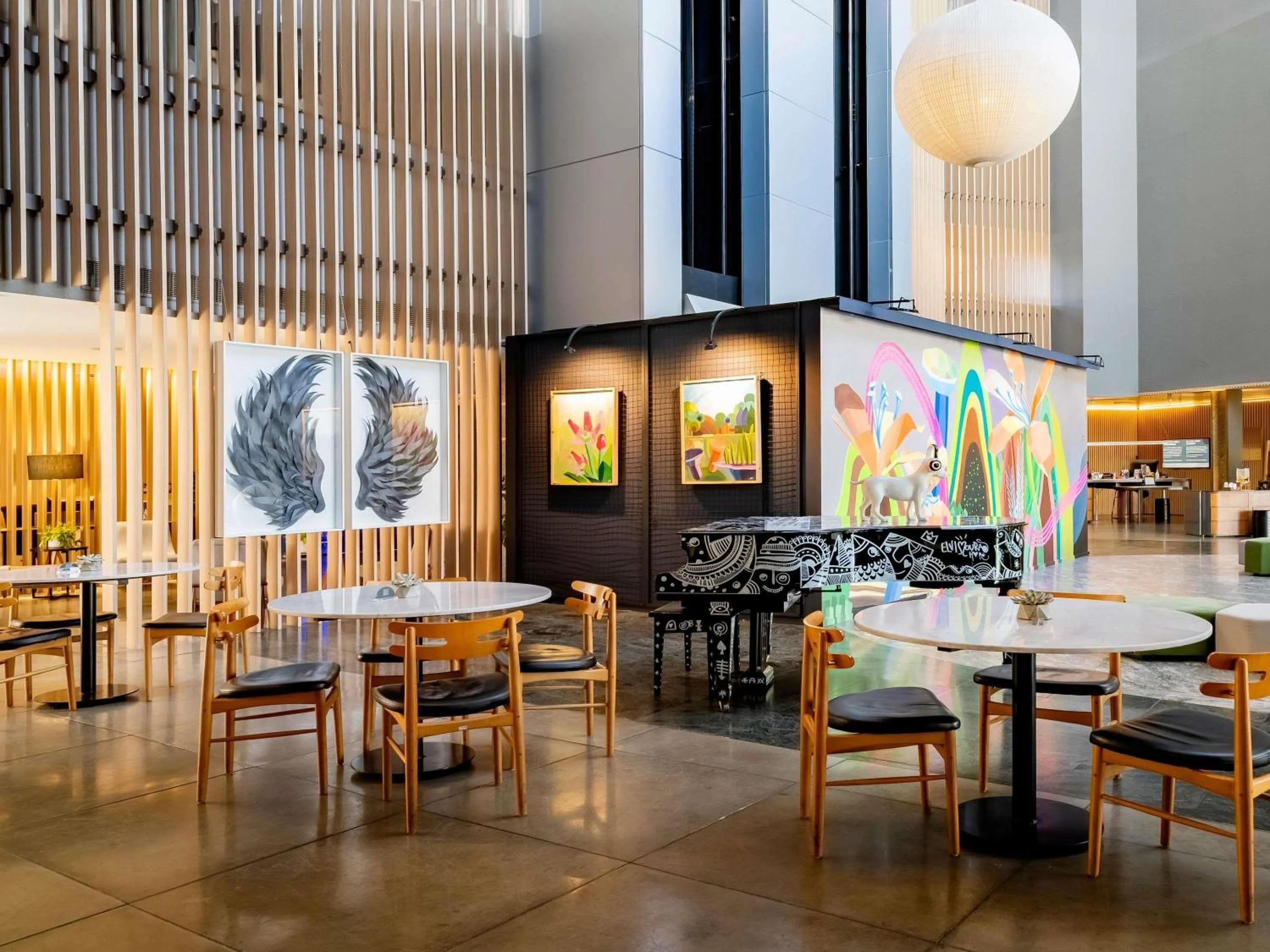 Lounge or bar in Pullman Sao Paulo Guarulhos Airport