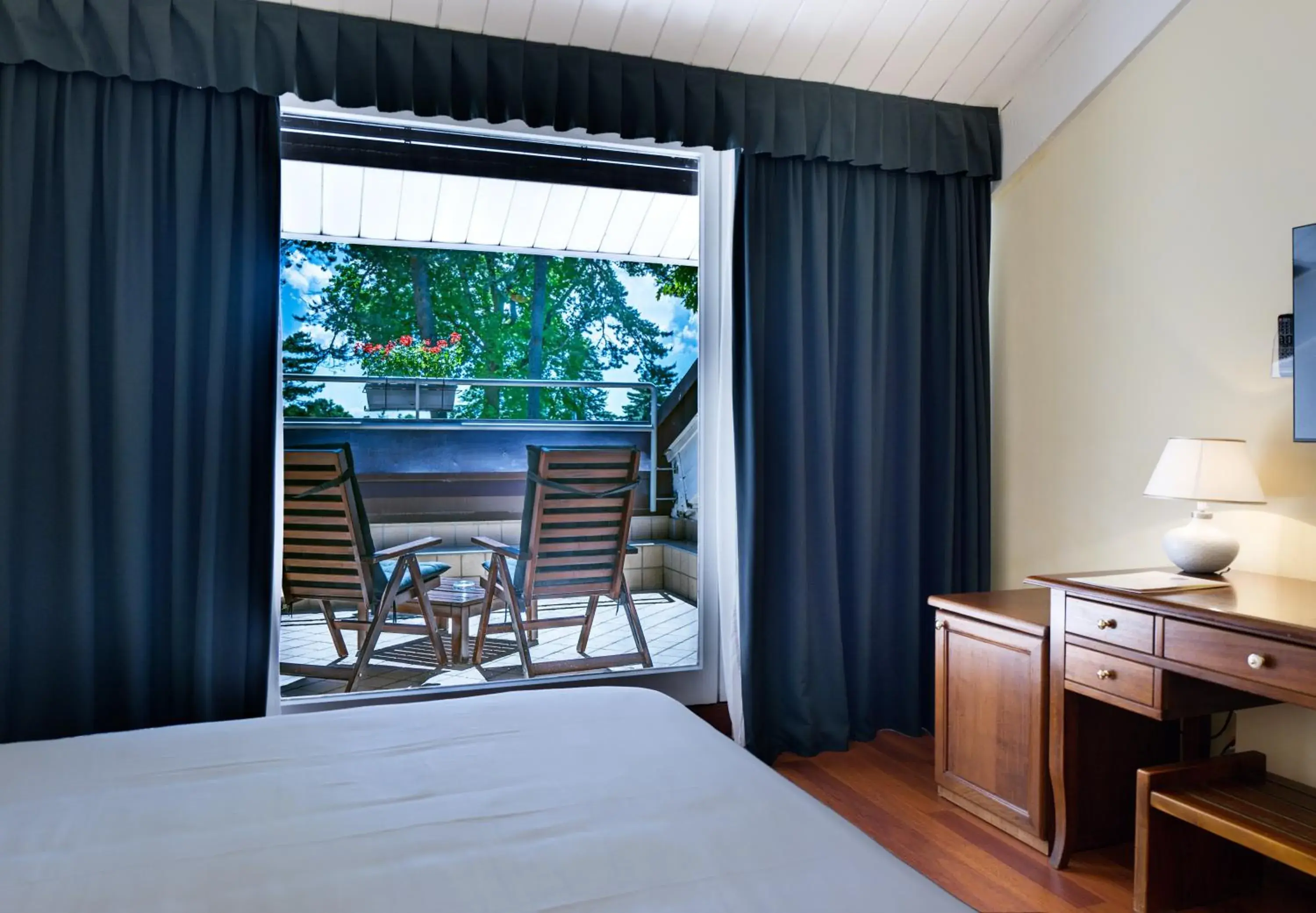 Double or Twin Room with Balcony - single occupancy in Golf Hotel La Pinetina Double or Twin Room with Balcony - single occupancy in Golf Hotel La Pinetina