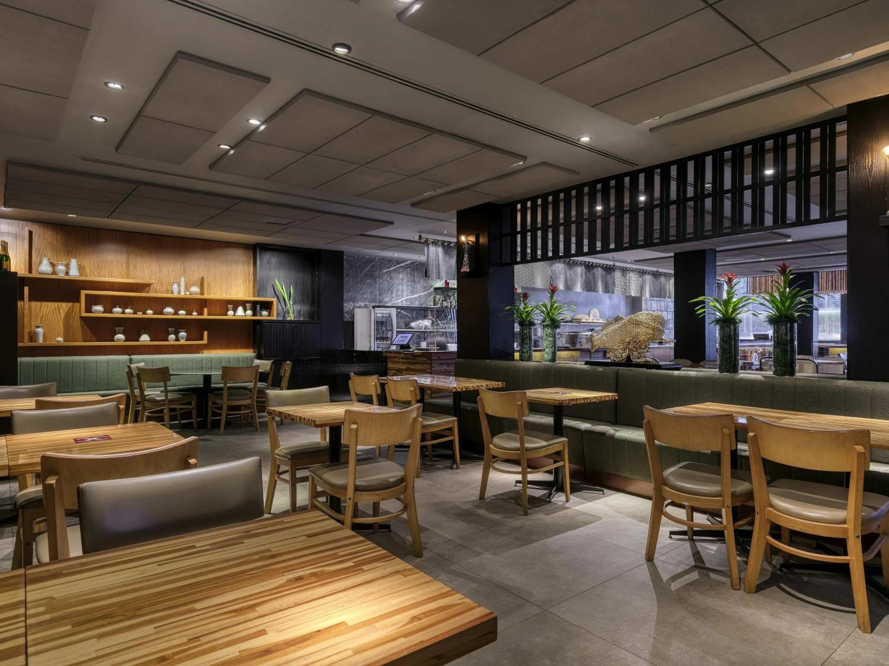 Restaurant/places to eat in Caesar Business Belo Horizonte Belvedere