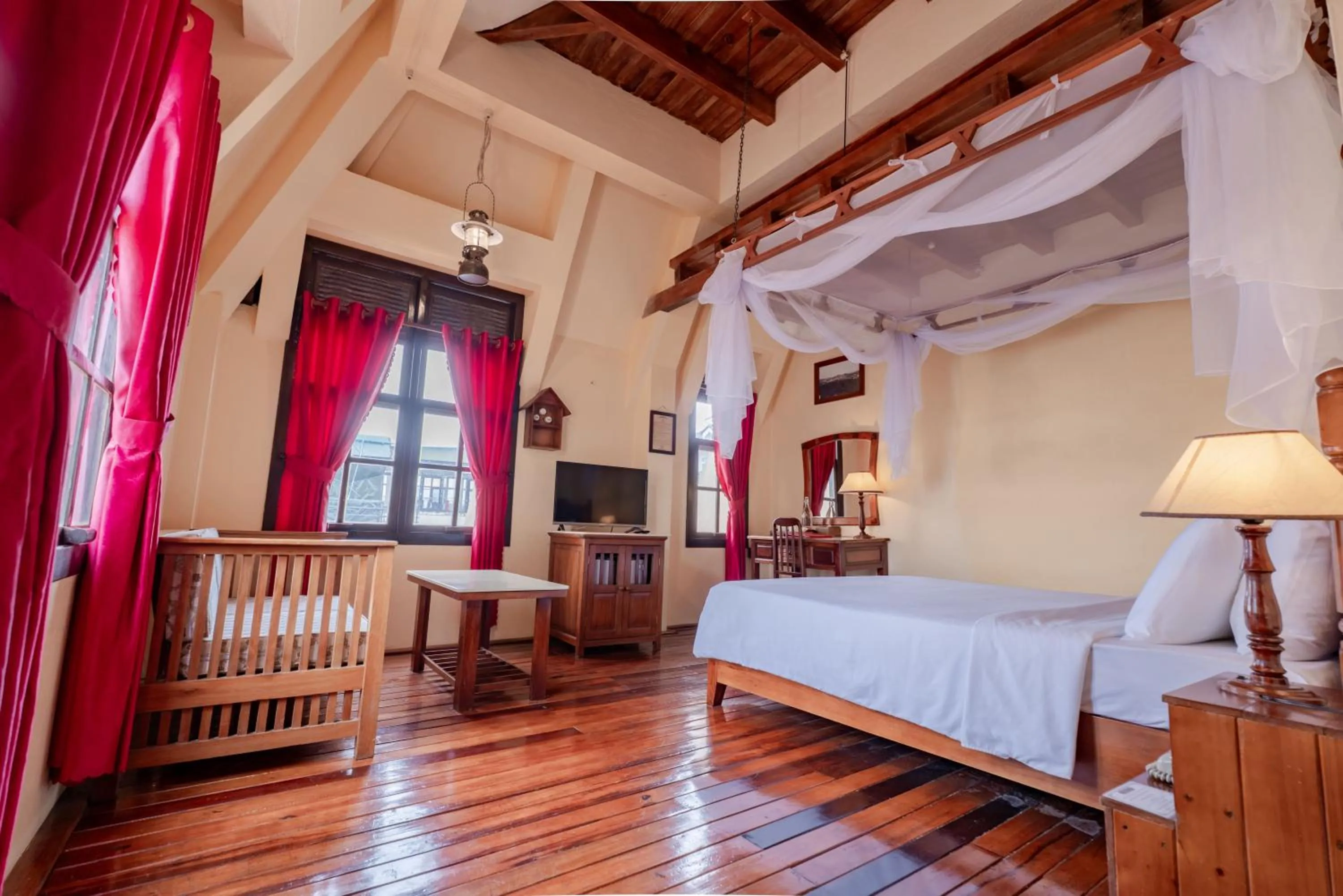 Bed in Saphir Dalat Hotel