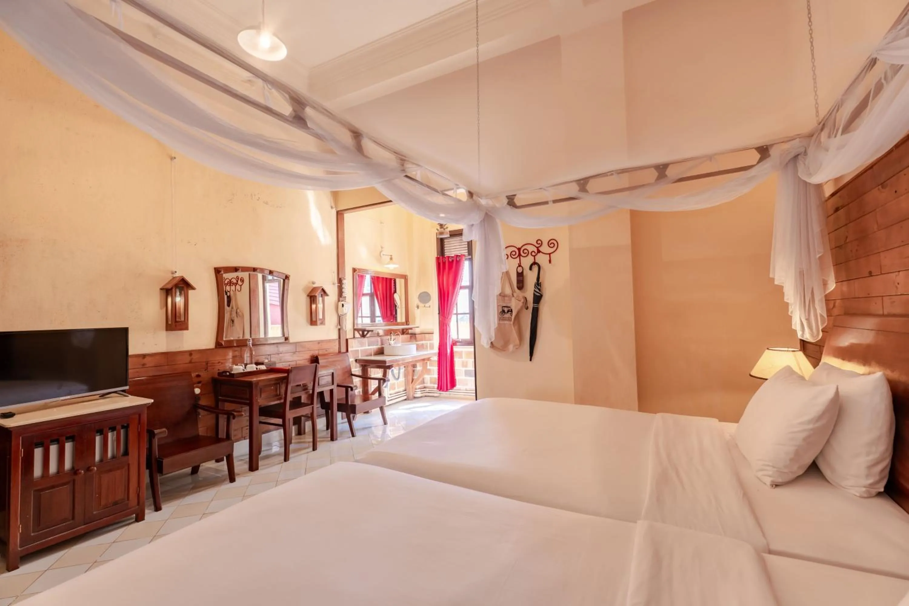 Bed in Saphir Dalat Hotel