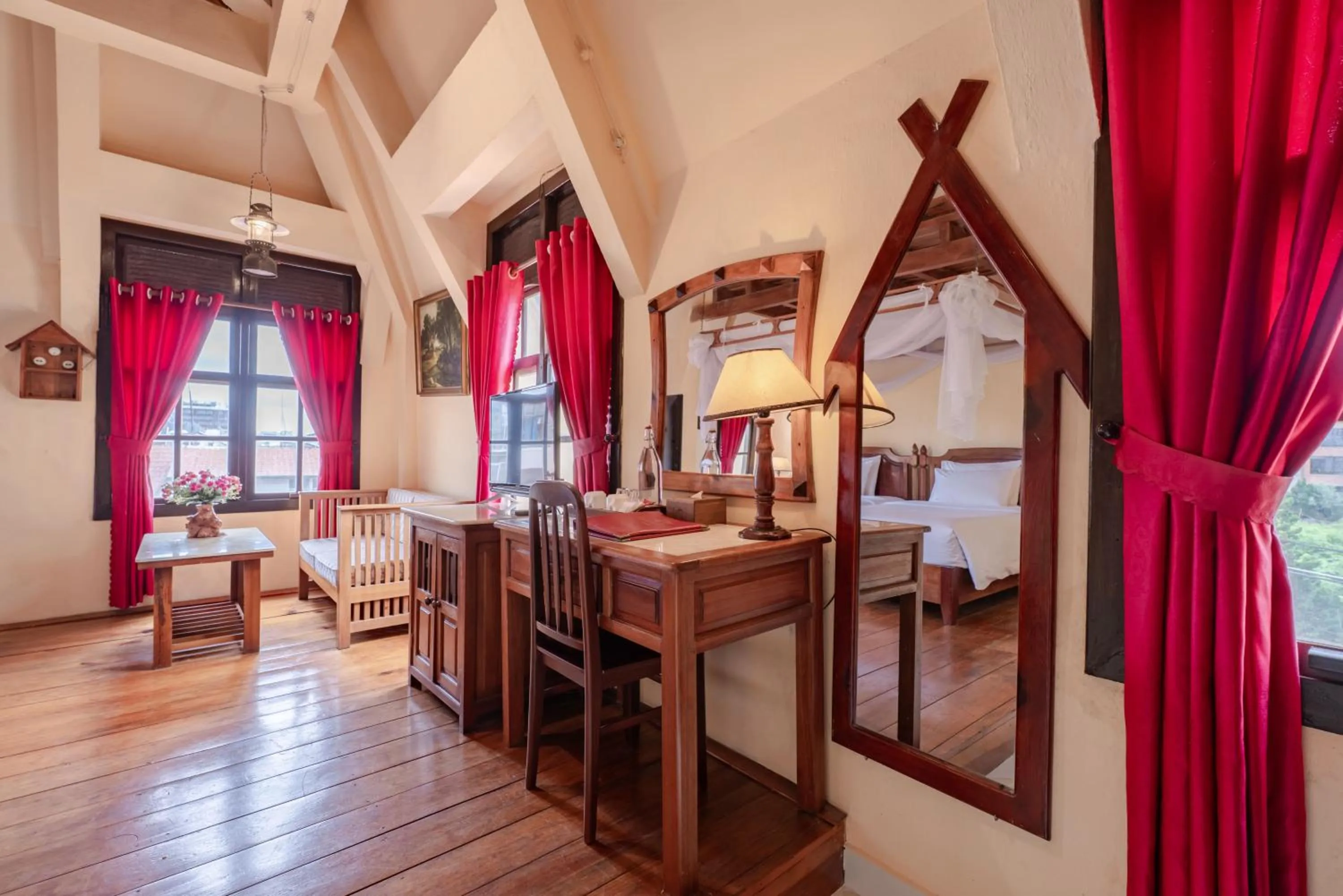 Bed in Saphir Dalat Hotel