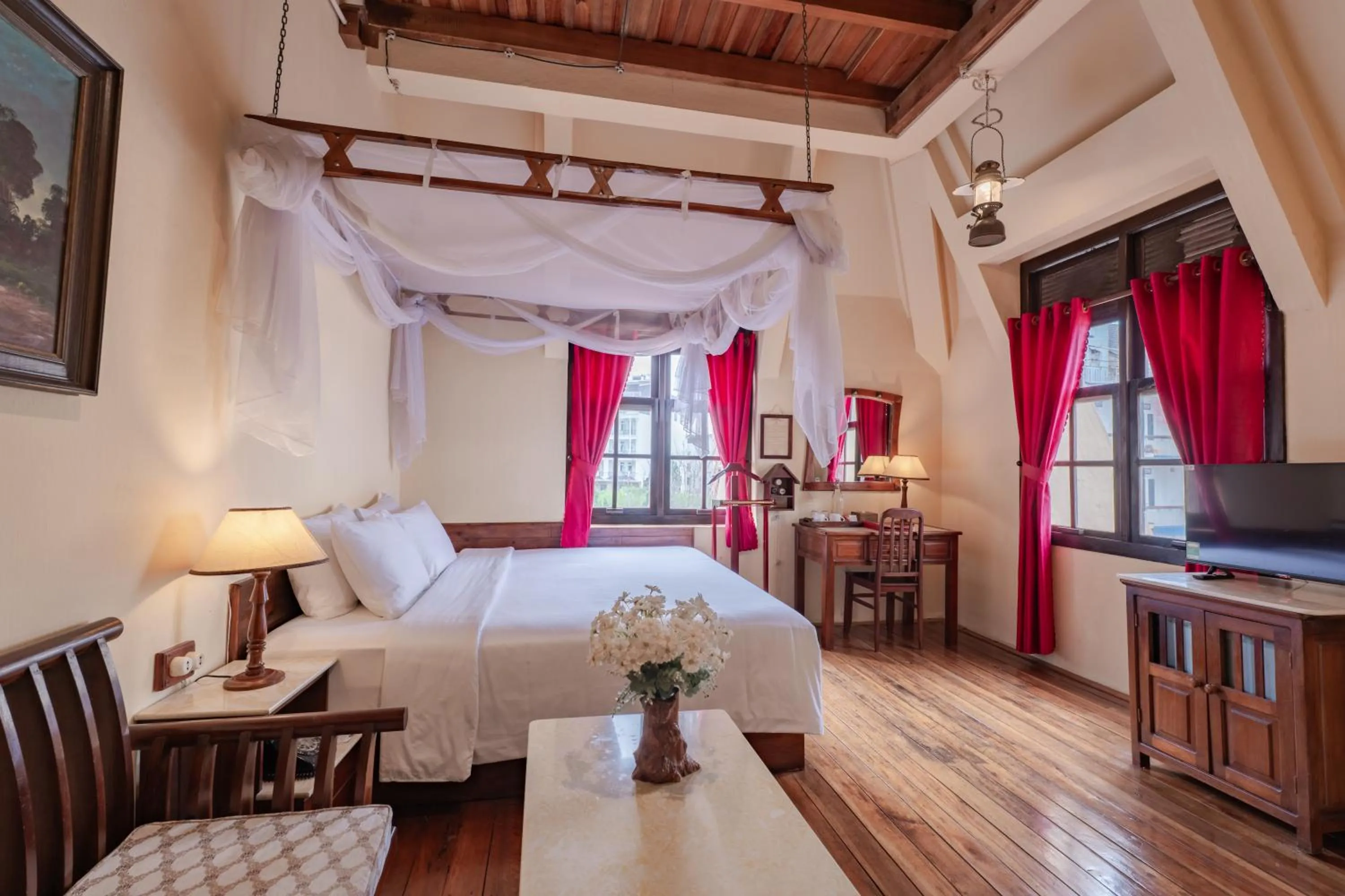 Bed in Saphir Dalat Hotel