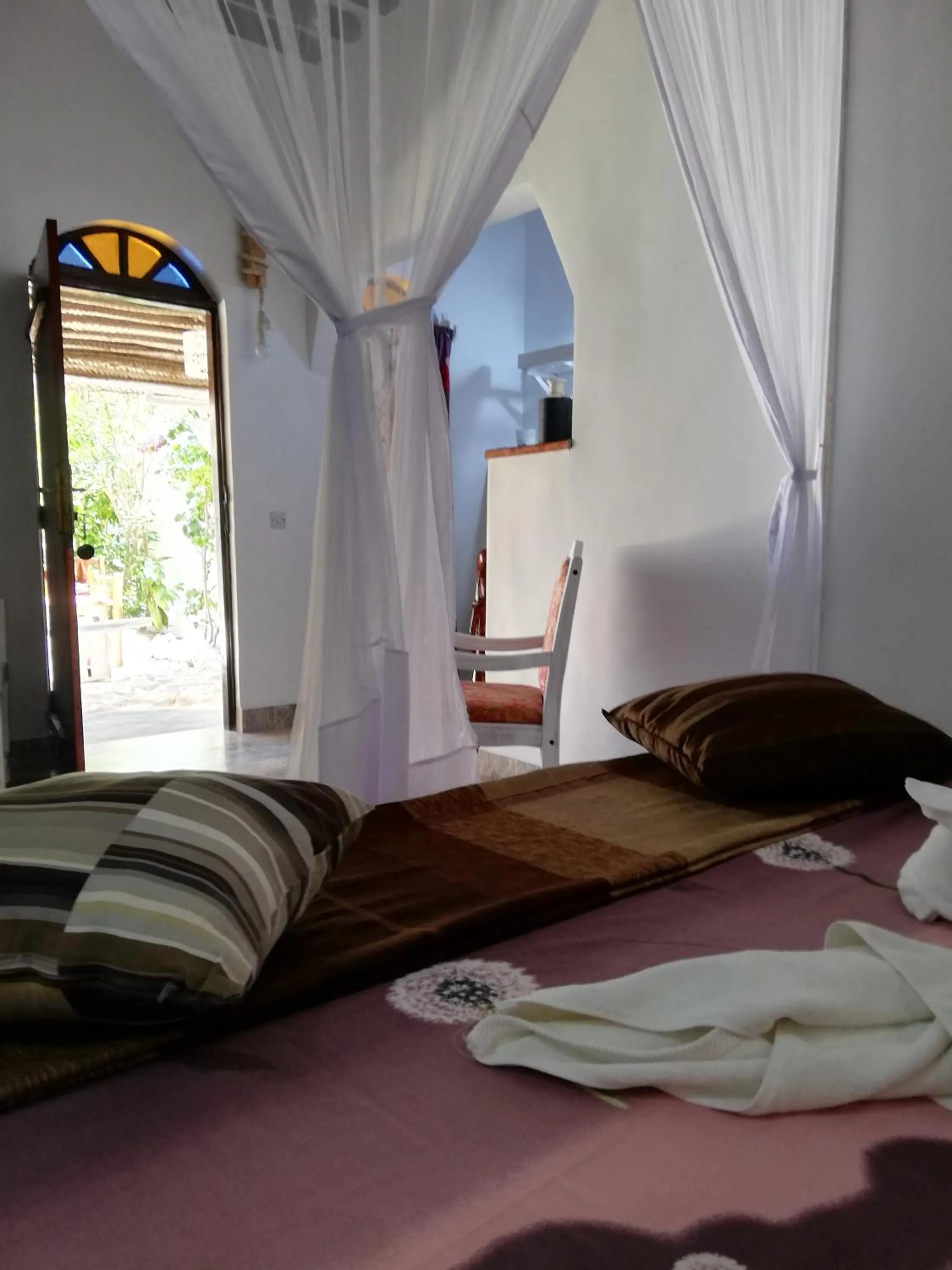 Bedroom, Bed in Peter Pan Beach Lodge