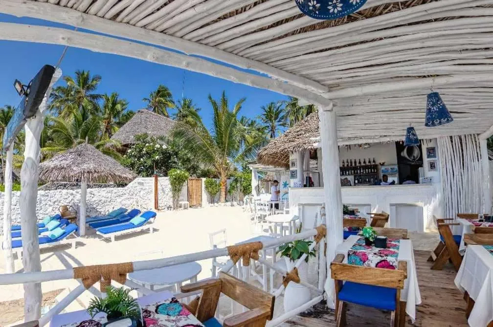 Restaurant/places to eat in Peter Pan Beach Lodge