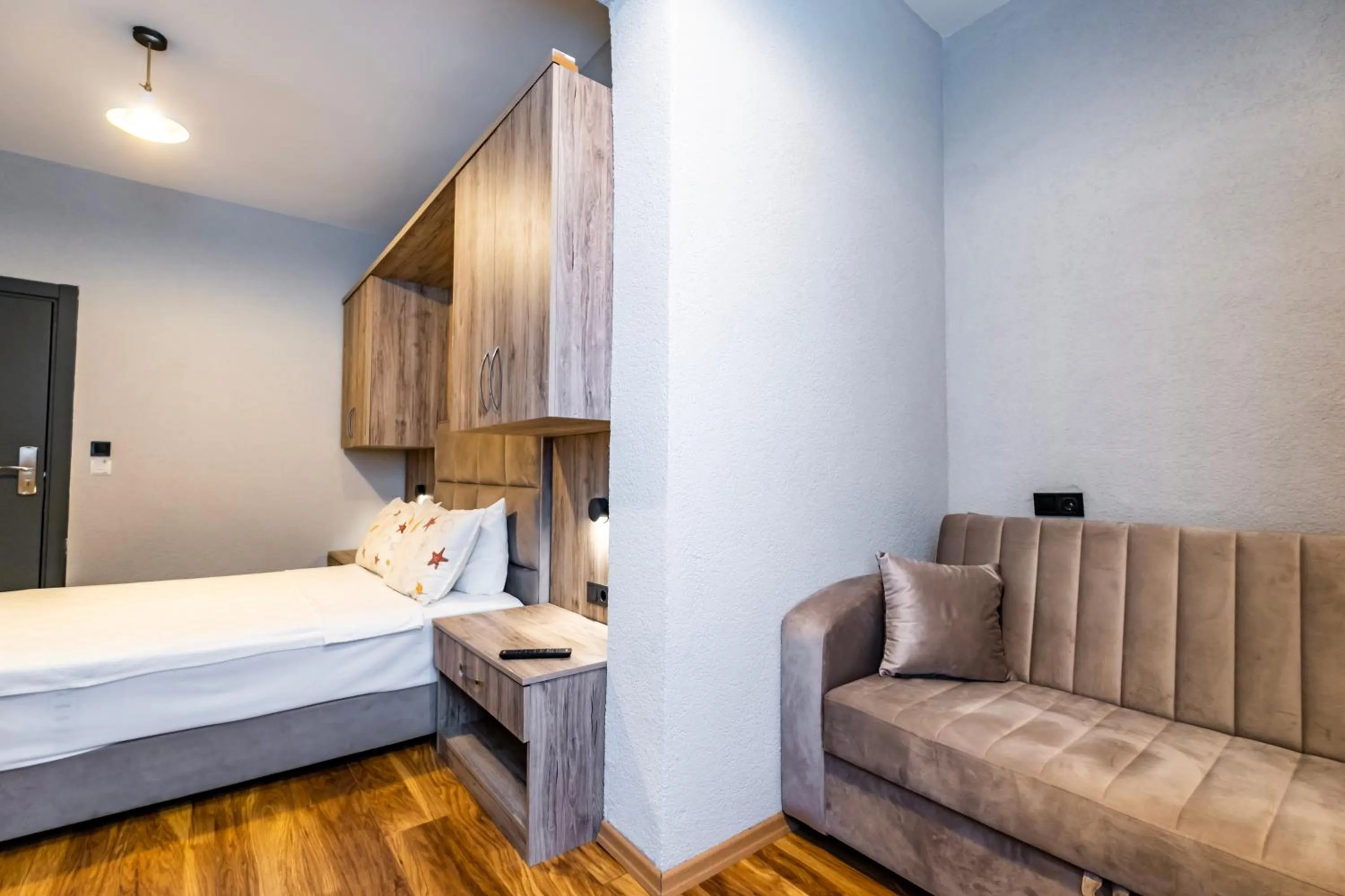 Living room, Bed in Hotel Centro Bodrum