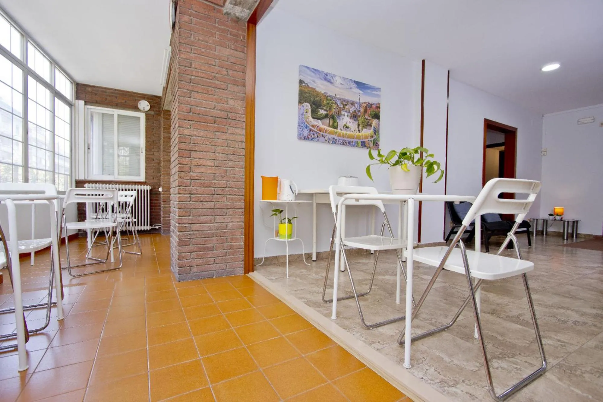 Barcelona City Seven Hostal