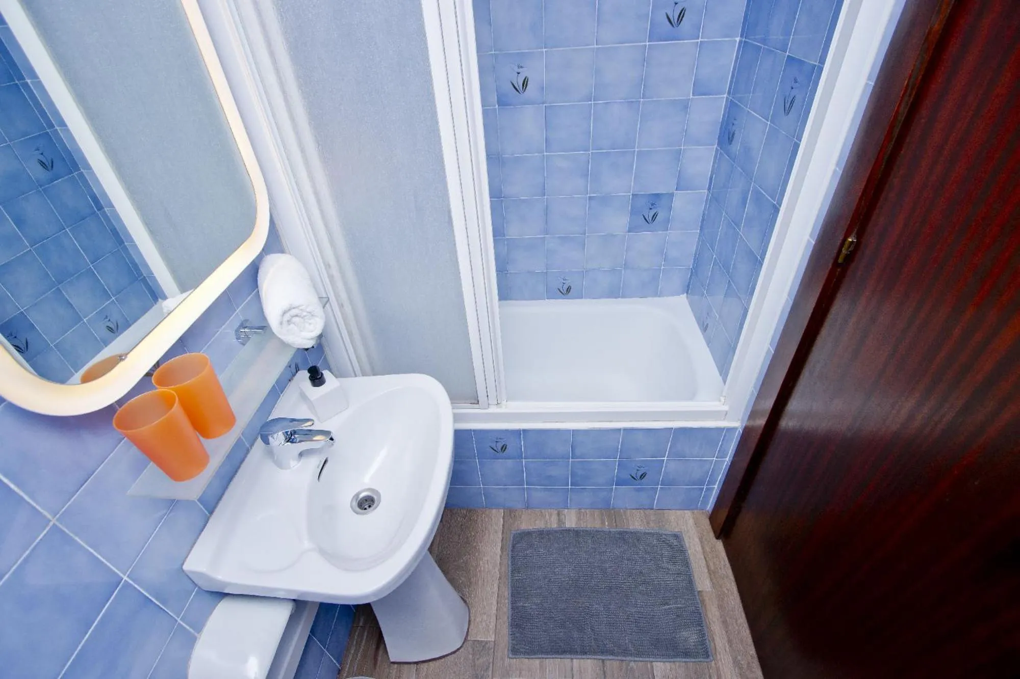 Barcelona City Seven Hostal